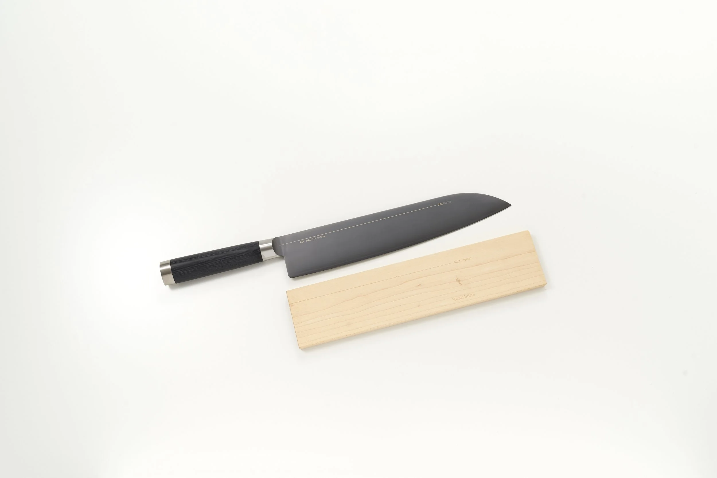 BK-0006_with wooden sheath_01.jpg