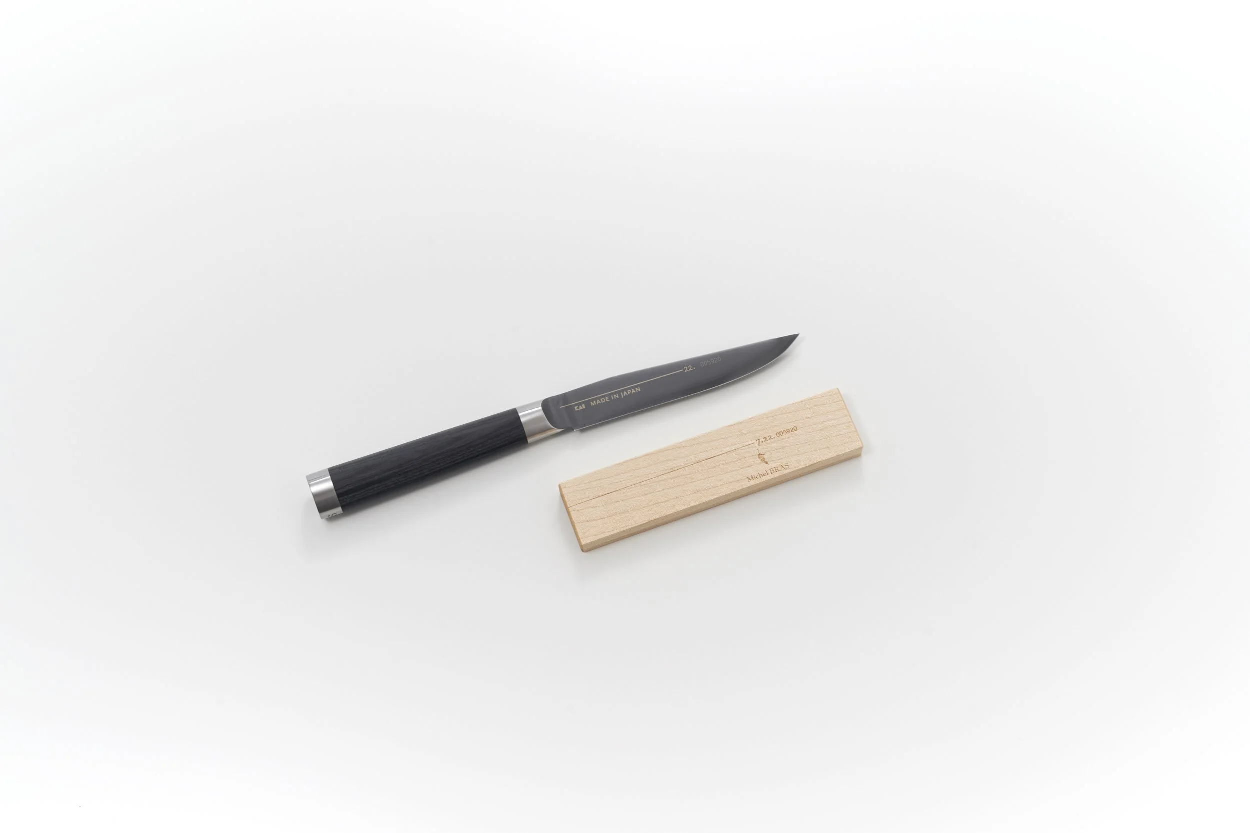 BK-0007_with wooden sheath_02.jpg