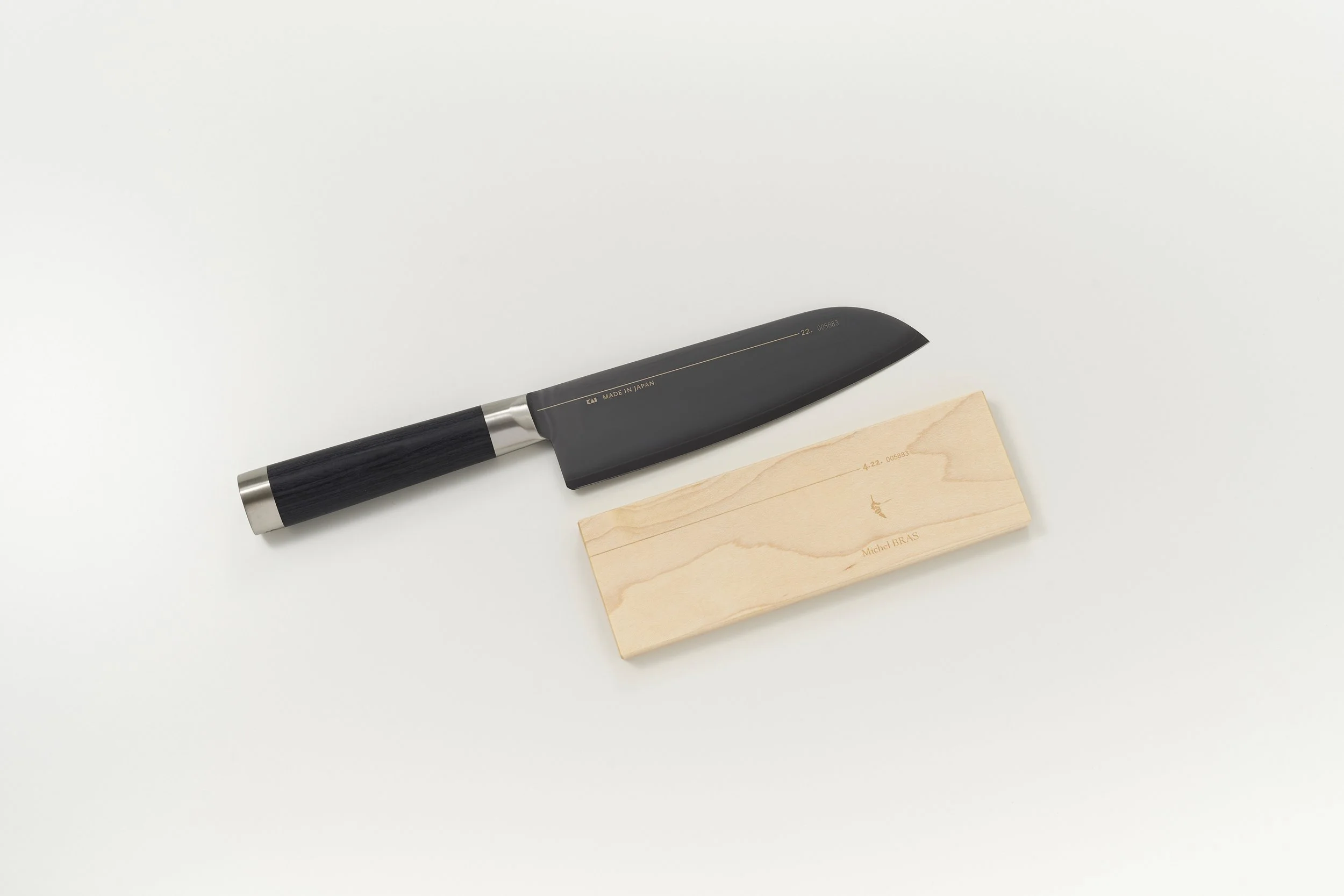 BK-0004_with wooden sheath_02.jpg