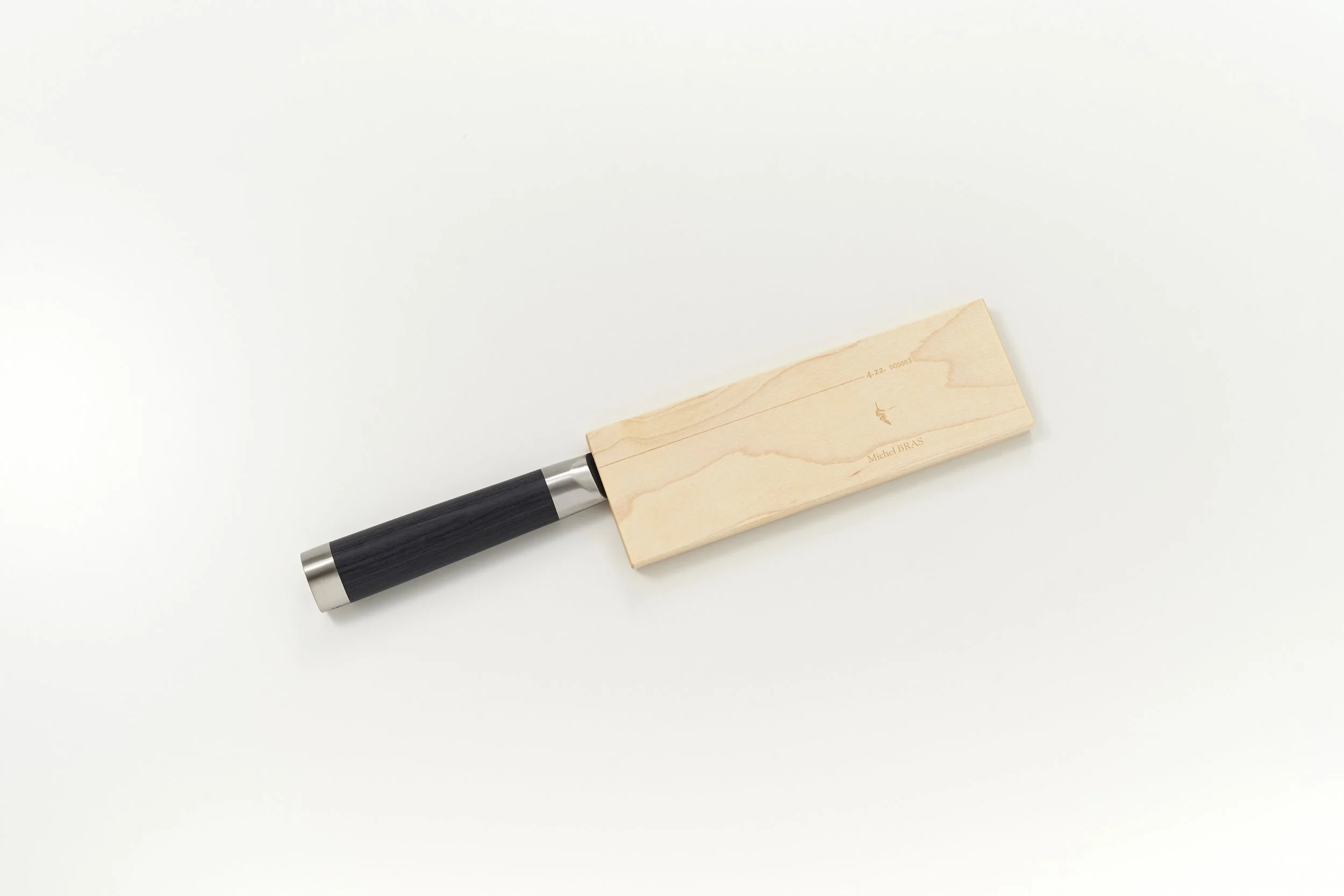 BK-0004_with wooden sheath_01.jpg