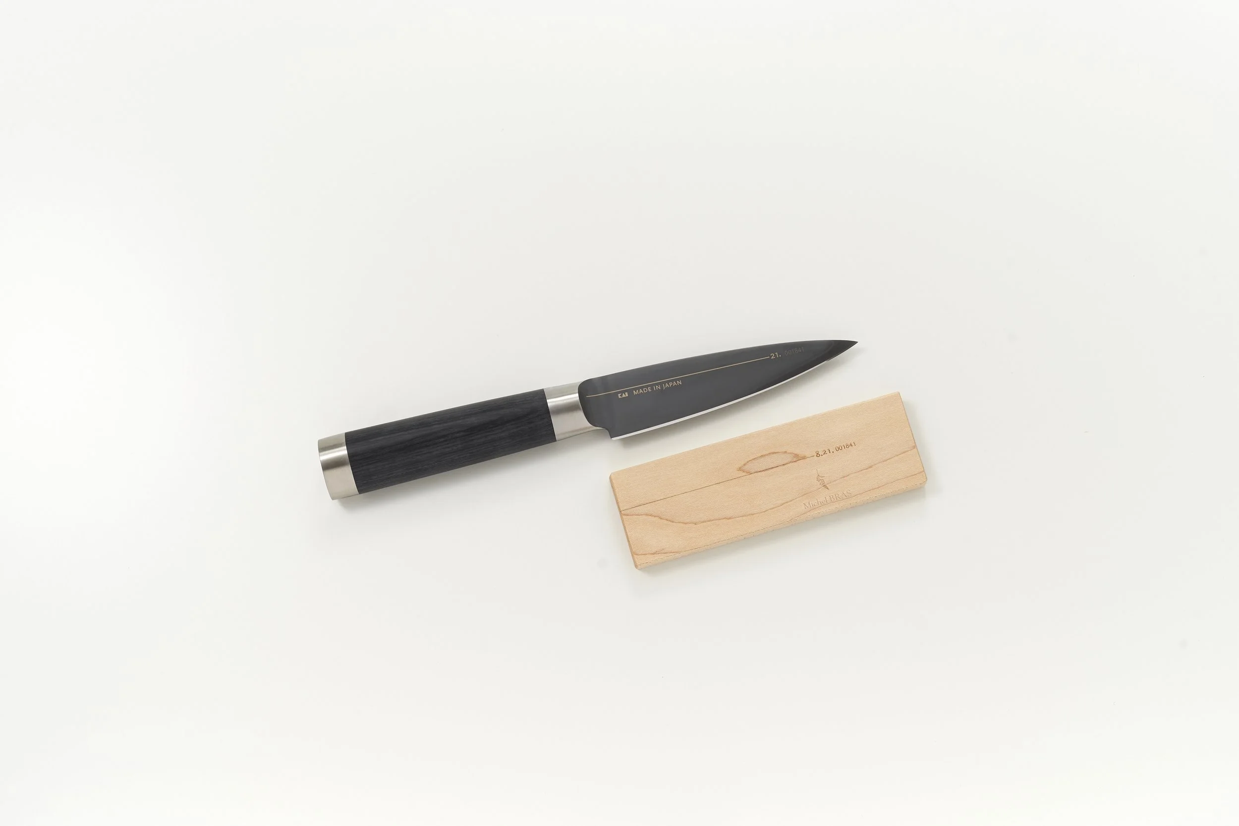 BK-0016_with wooden sheath_01.jpg