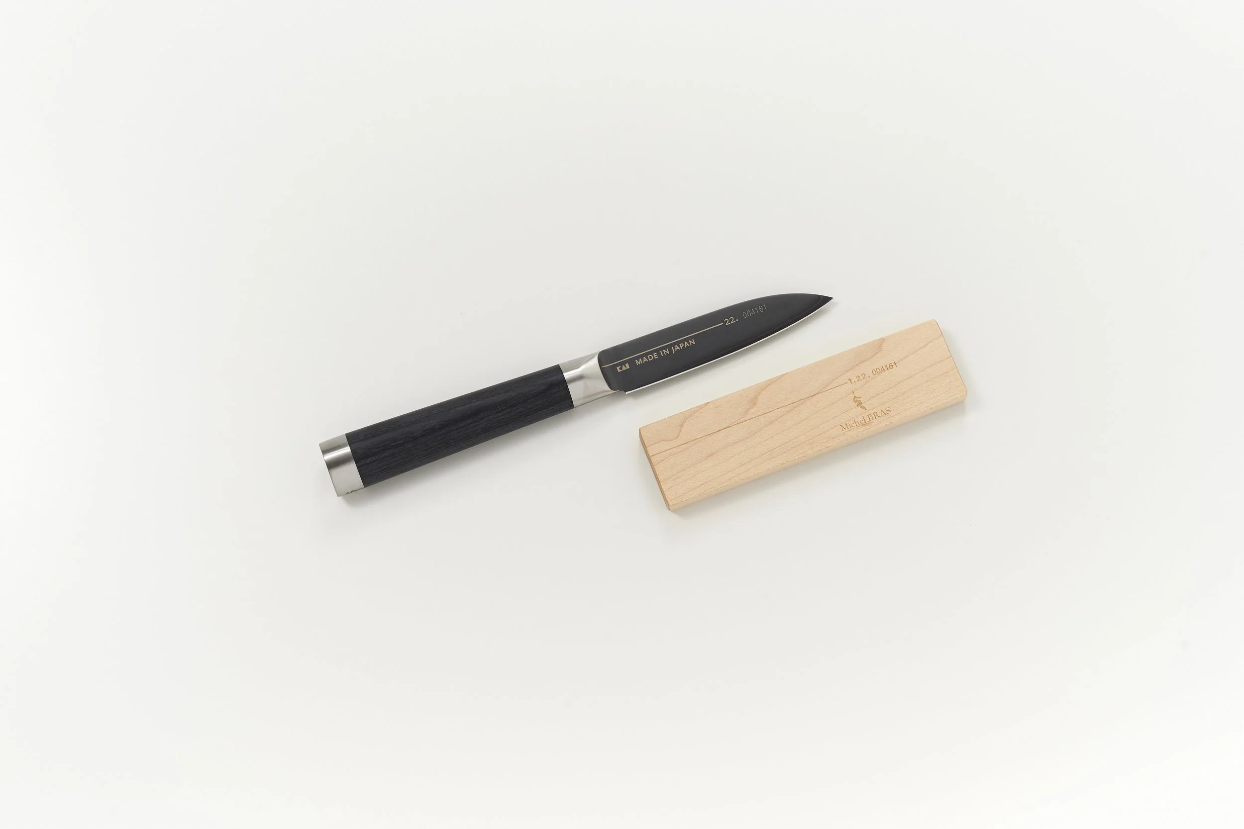 BK-0001_with wooden sheath_02.jpg
