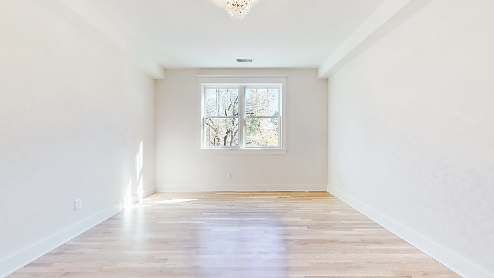 1506 Unit B Rosebank Ave Nashville TN 37206-23.jpg