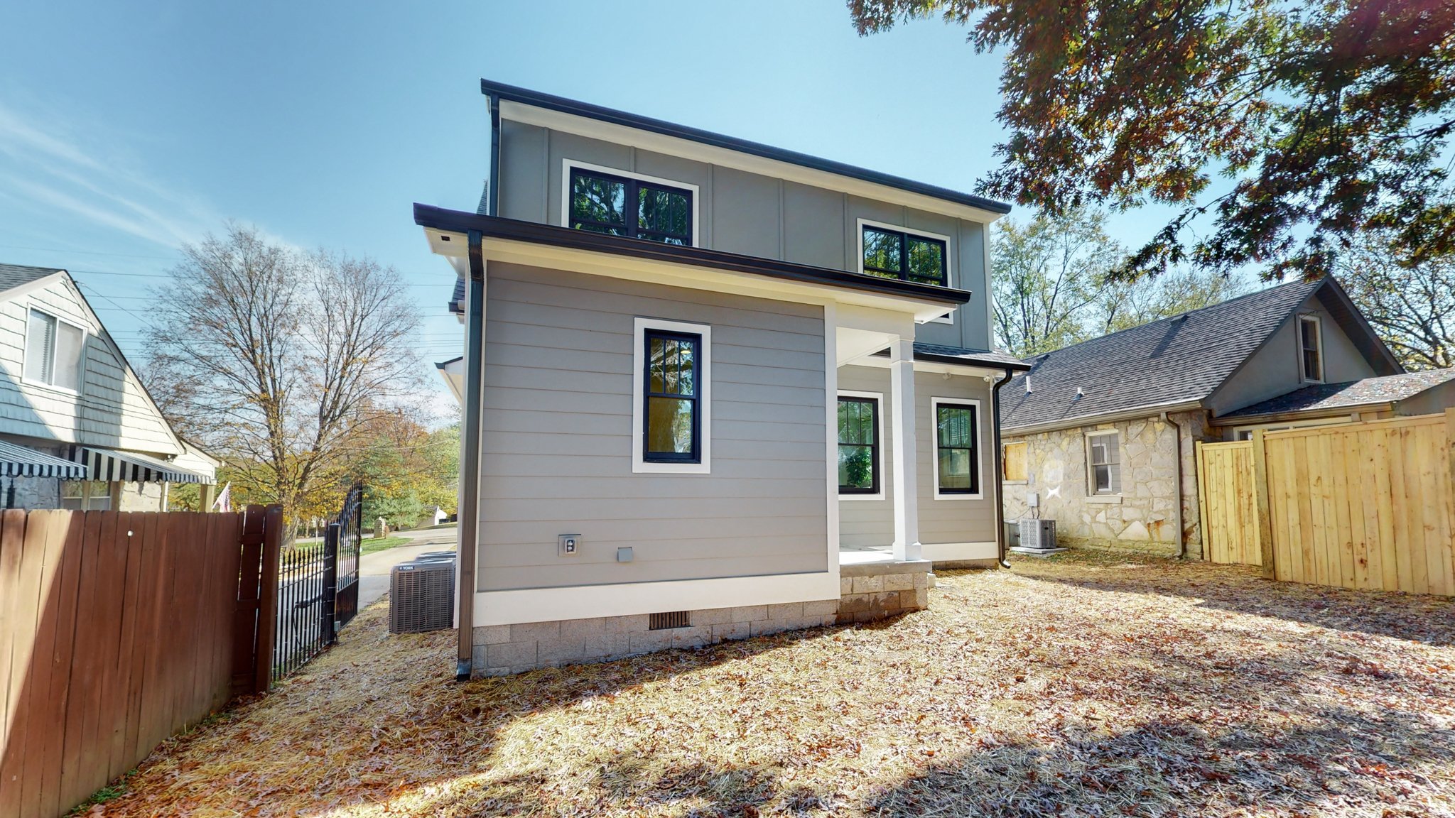 1506 Unit B Rosebank Ave Nashville TN 37206-46.jpg