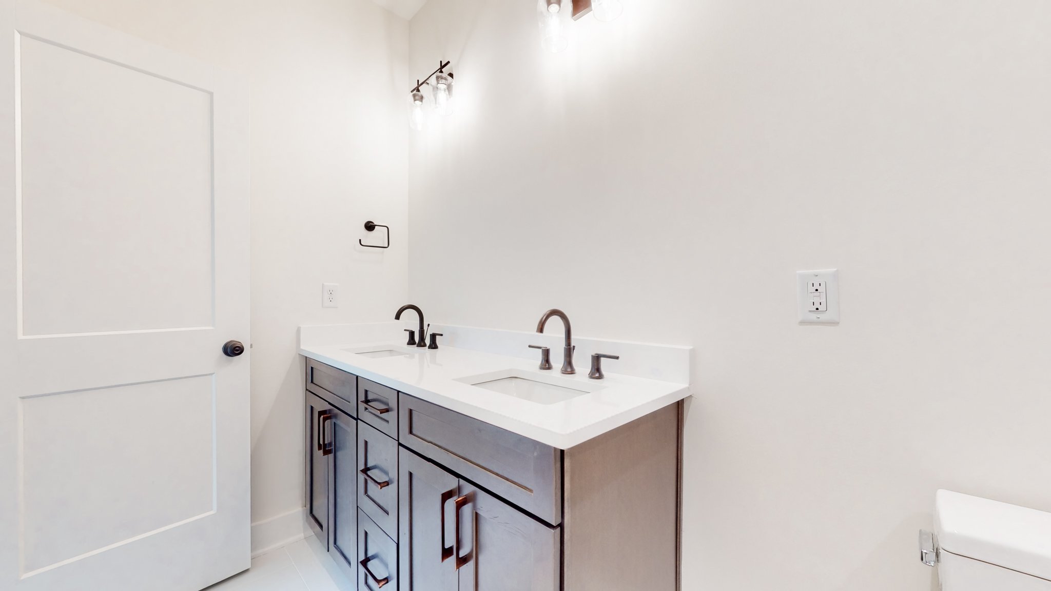 1506 Unit B Rosebank Ave Nashville TN 37206-26.jpg