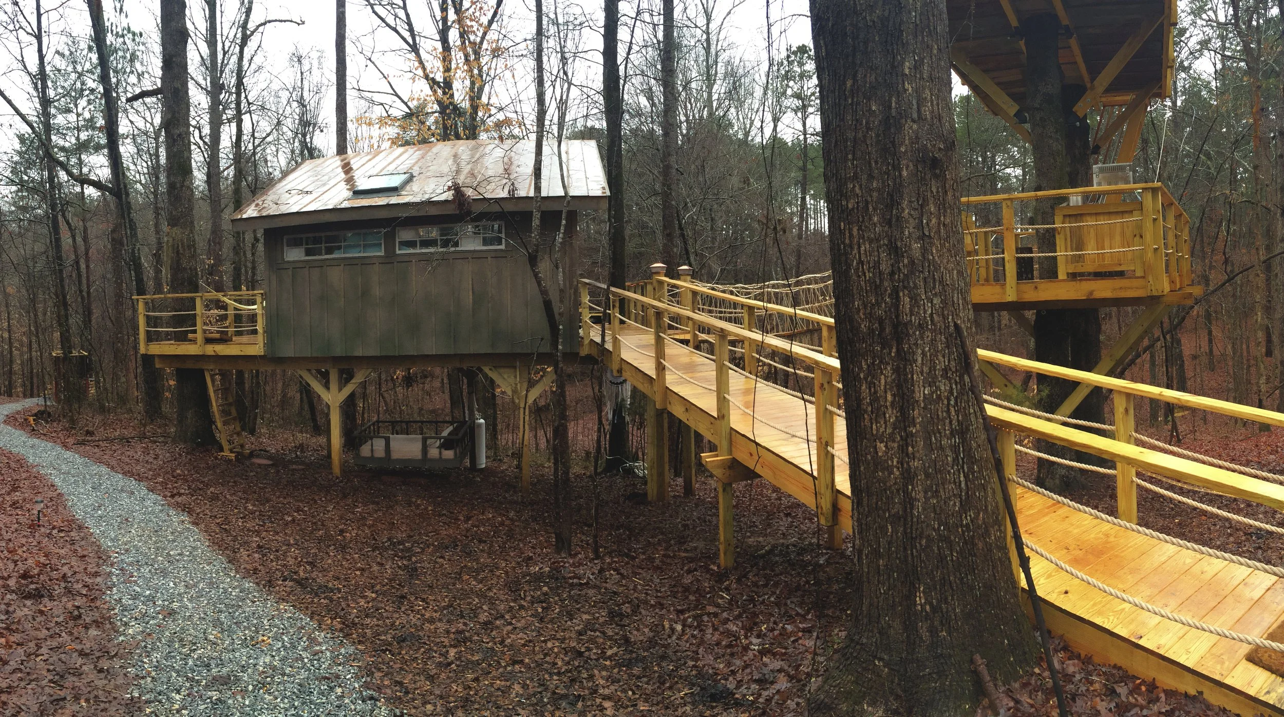 majestic treehouse_outside 10.JPG