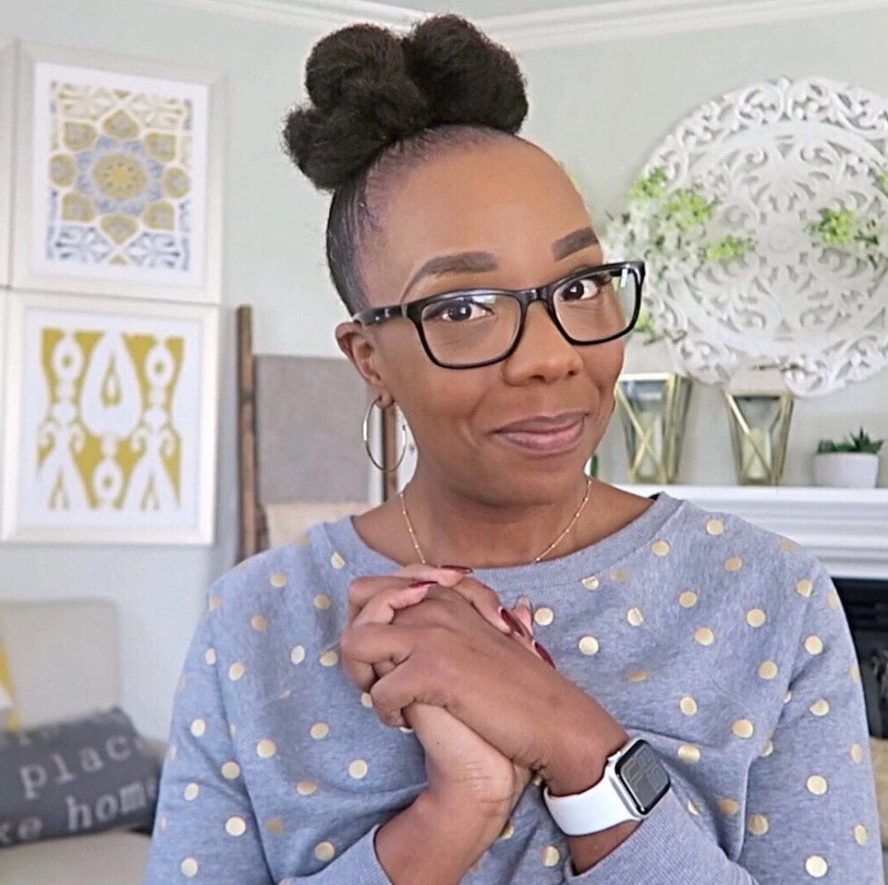 La Tawnya Robinson | Author, Educator, Youtuber