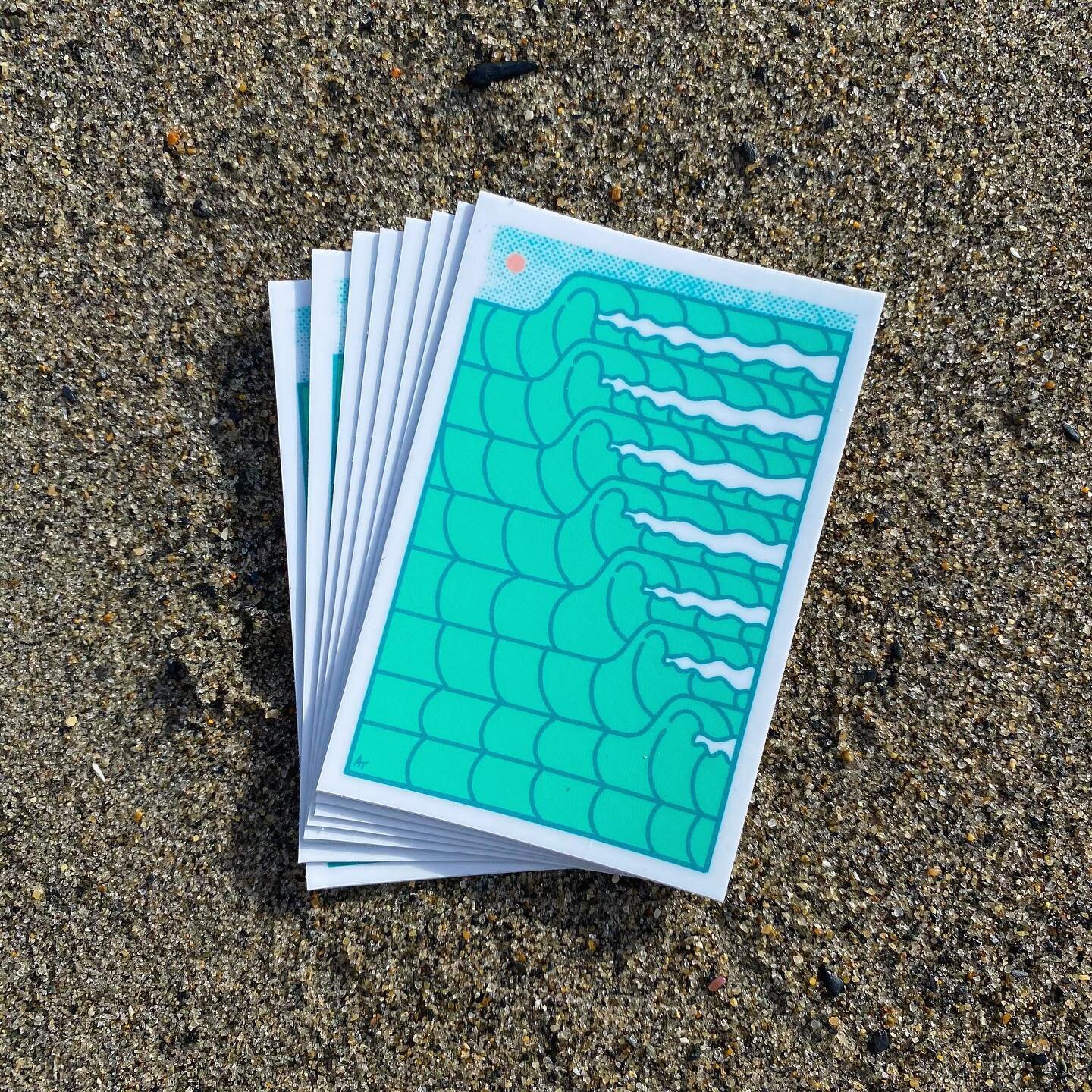 New stickers up in the shop! 🌊
✨Link in bio!✨
⠀
Pro tip: it looks spicy on a @nalgene
⠀
⠀
⠀
⠀
⠀
#oceanwaves #stickers #etherdesignco #waves🌊 #shop #oceanart #stickersforsale #artwork #artistshop #buyartfromartists #stickermule #waterbottlestickers 
