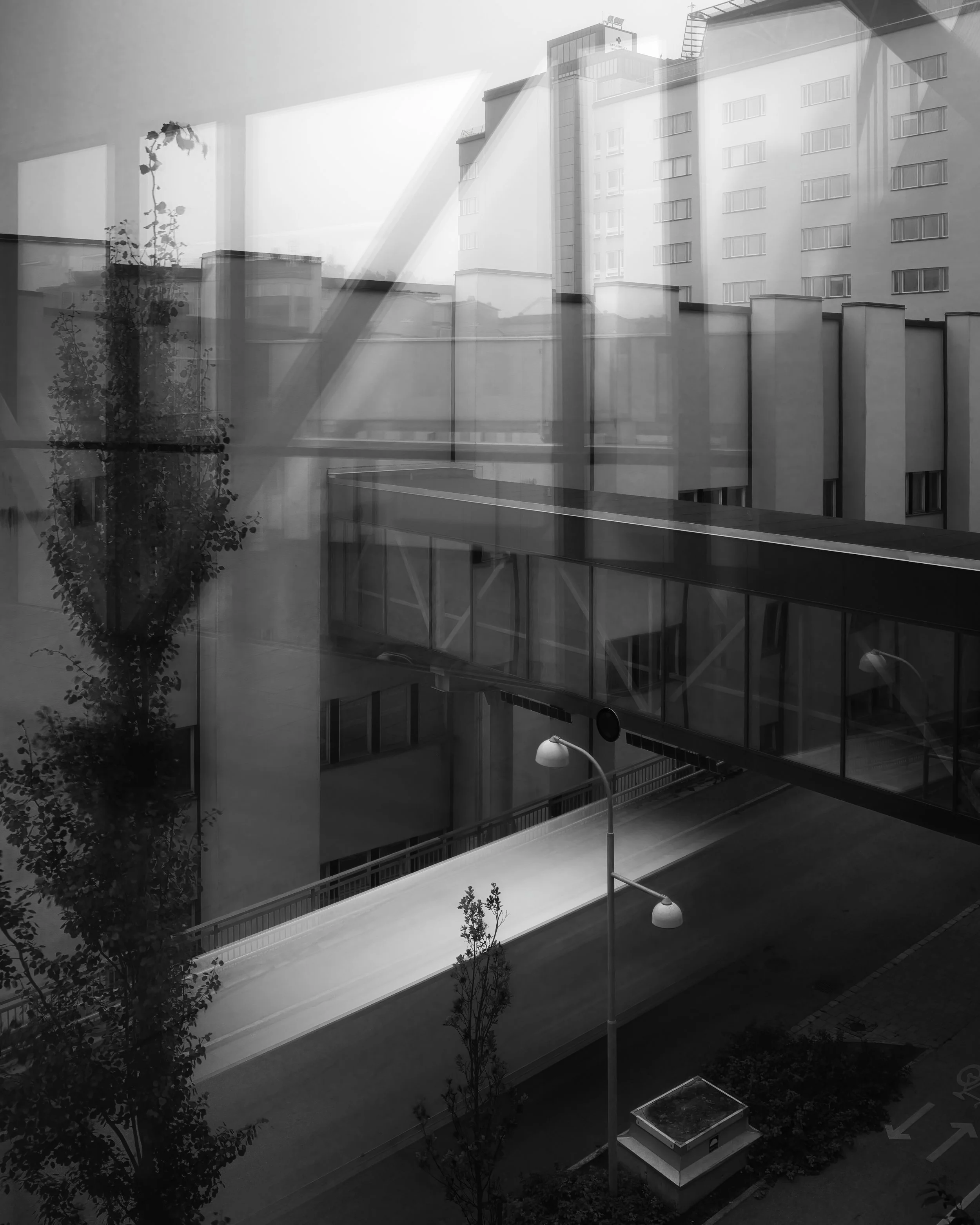 B0015262 Overlapping Layers and Movements