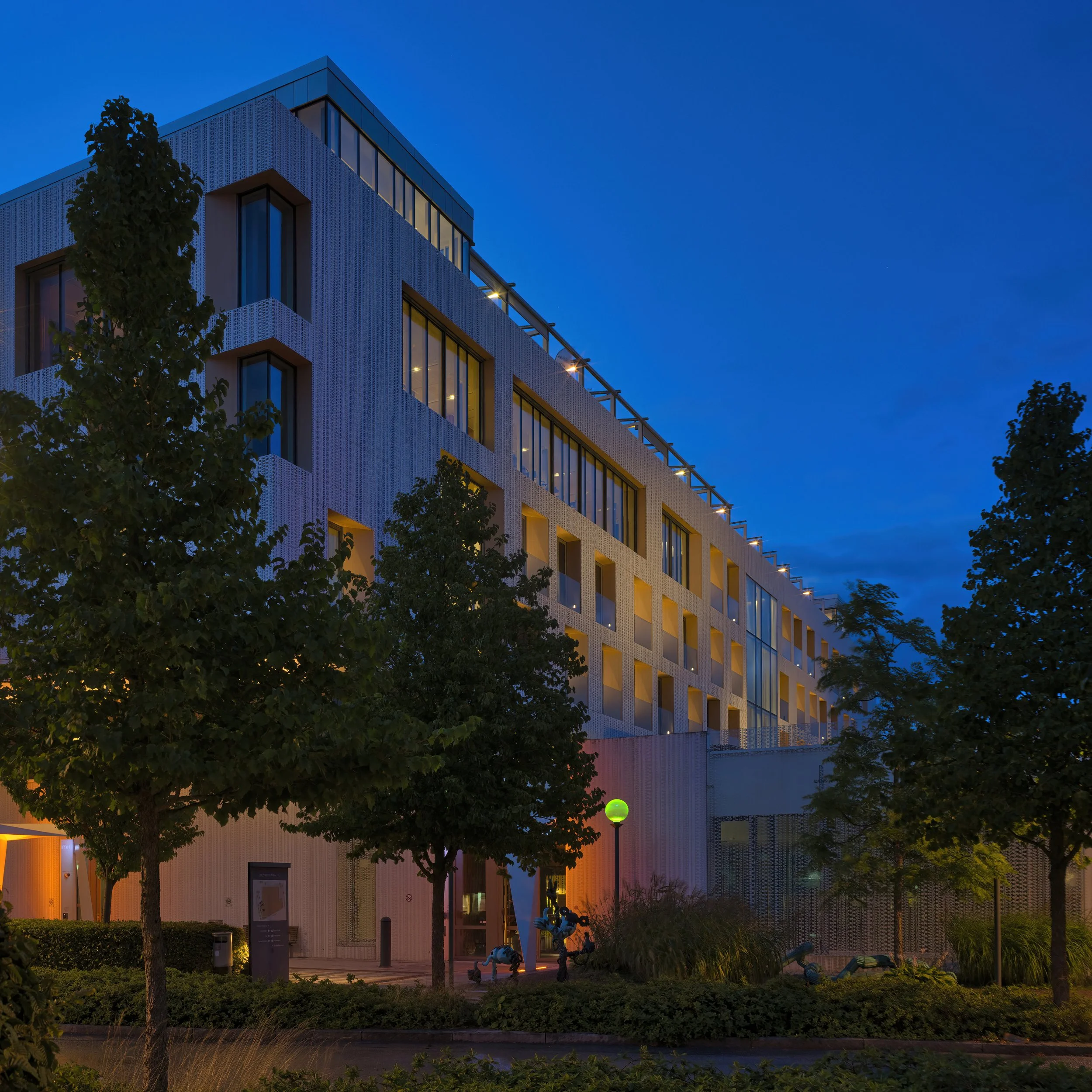 B0047367 Preview.jpg