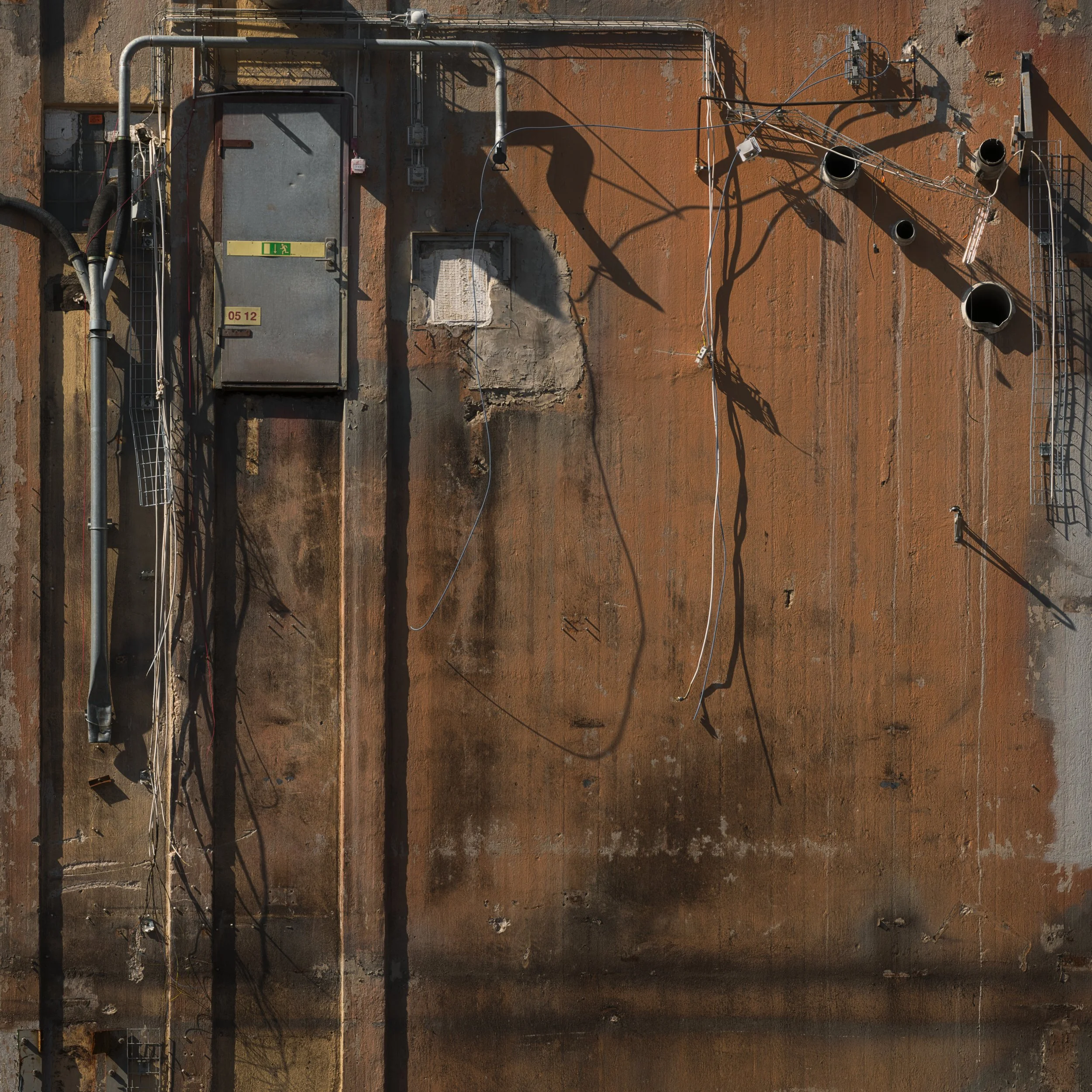 B0004744 Silo 2 Door Wires Tubes