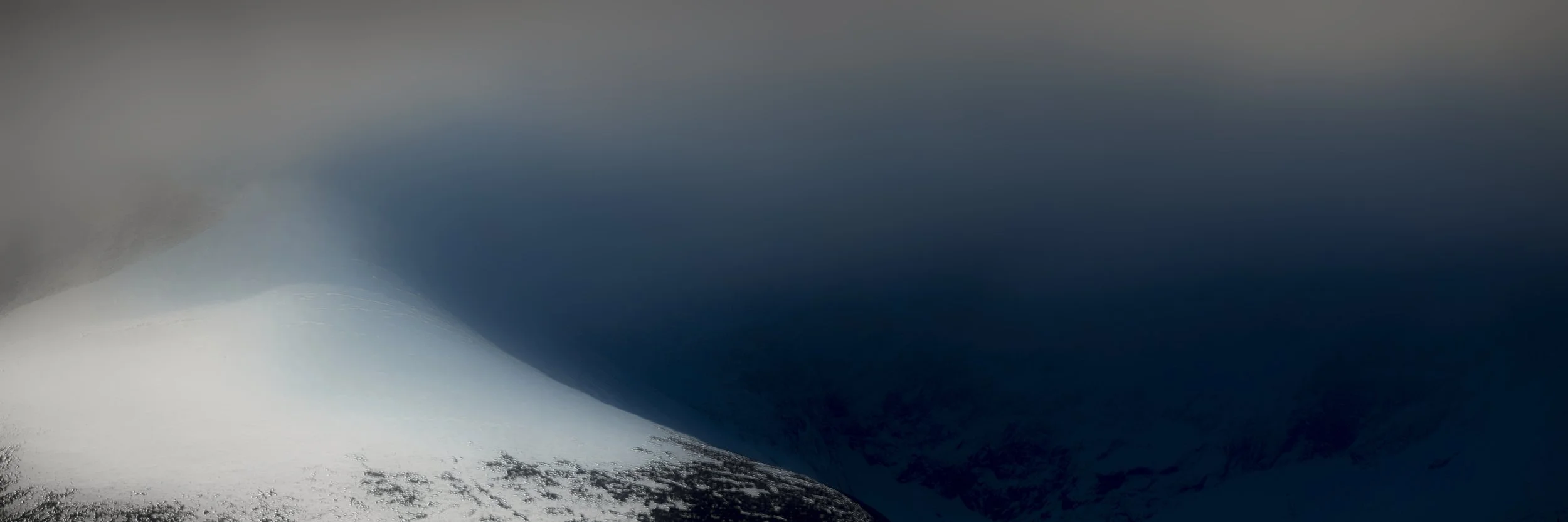 B0023684 Mount Slogen