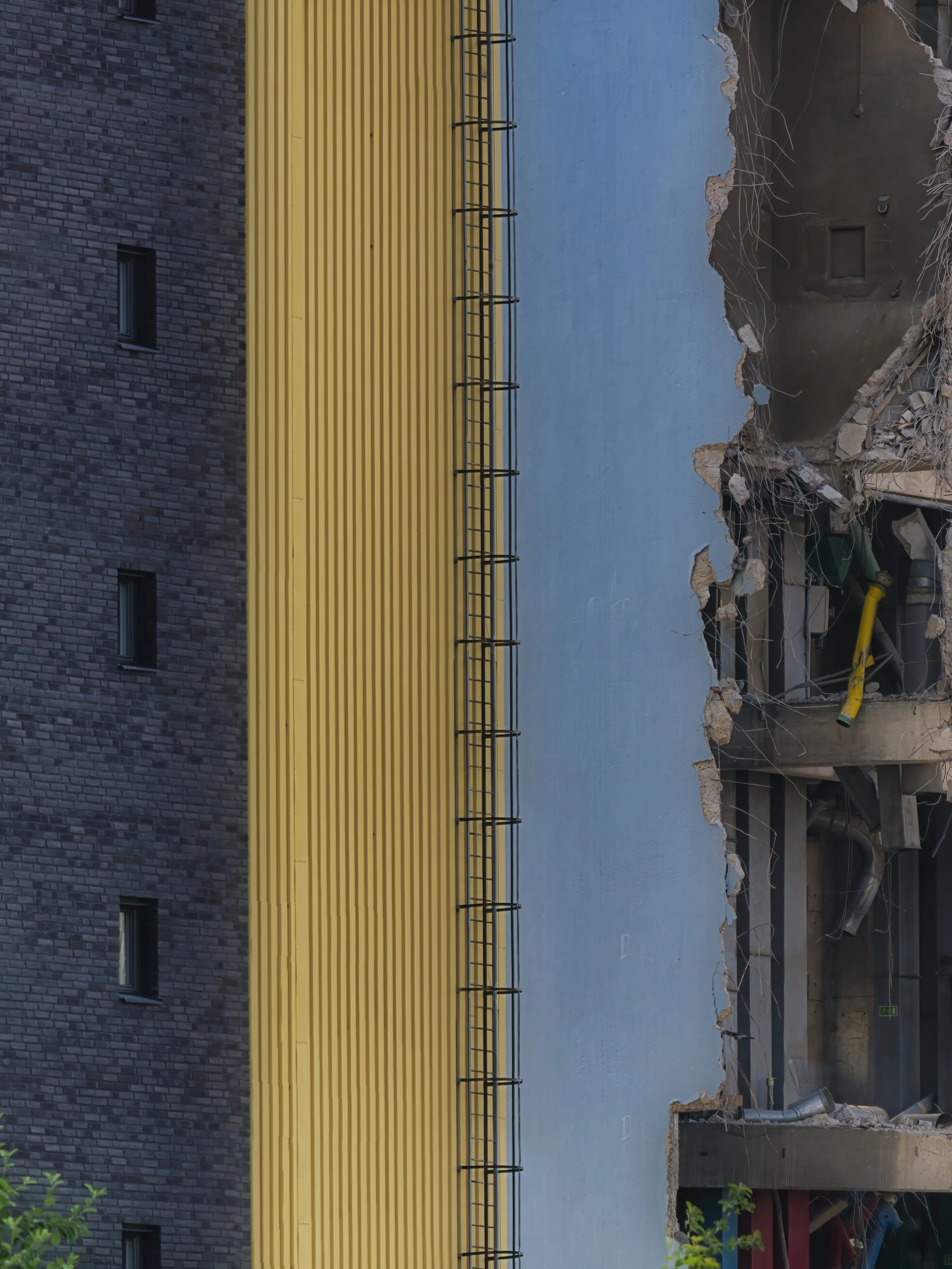 B0009956 Four Stages Together Lined Up