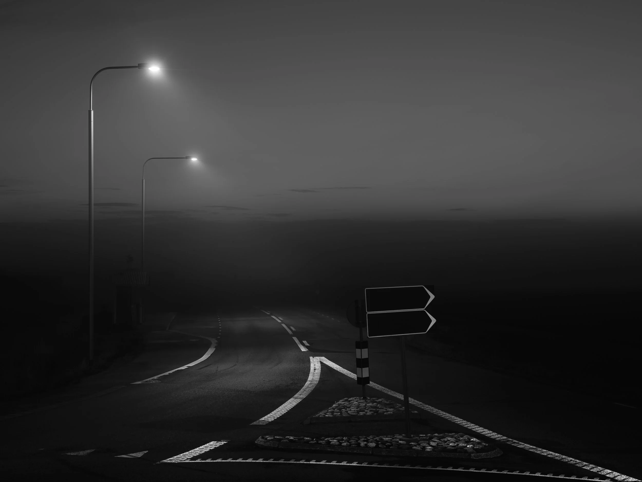 B0012271 Lights Signs and Fading Road