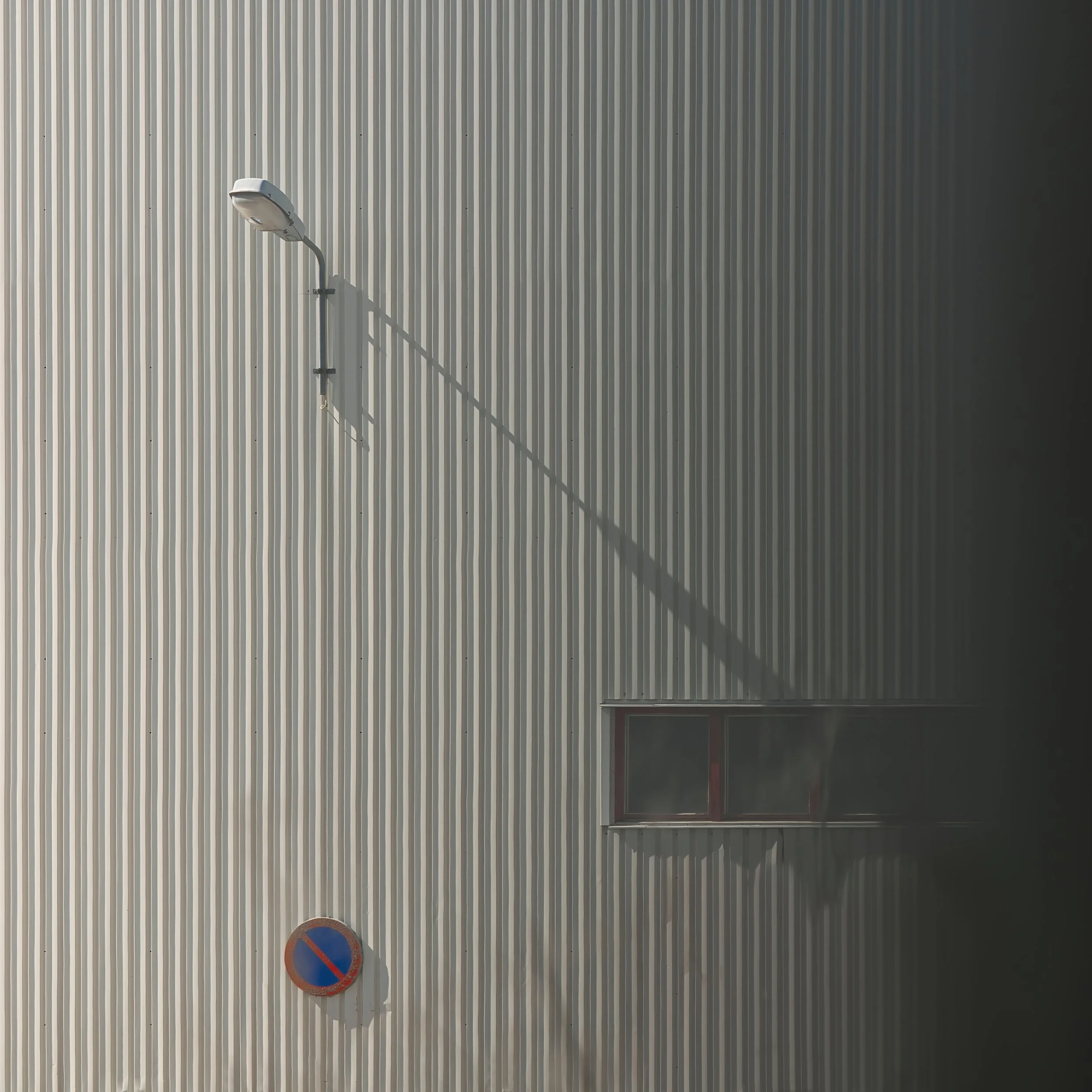 B0008197 Verticals Diagonals and Others Fading