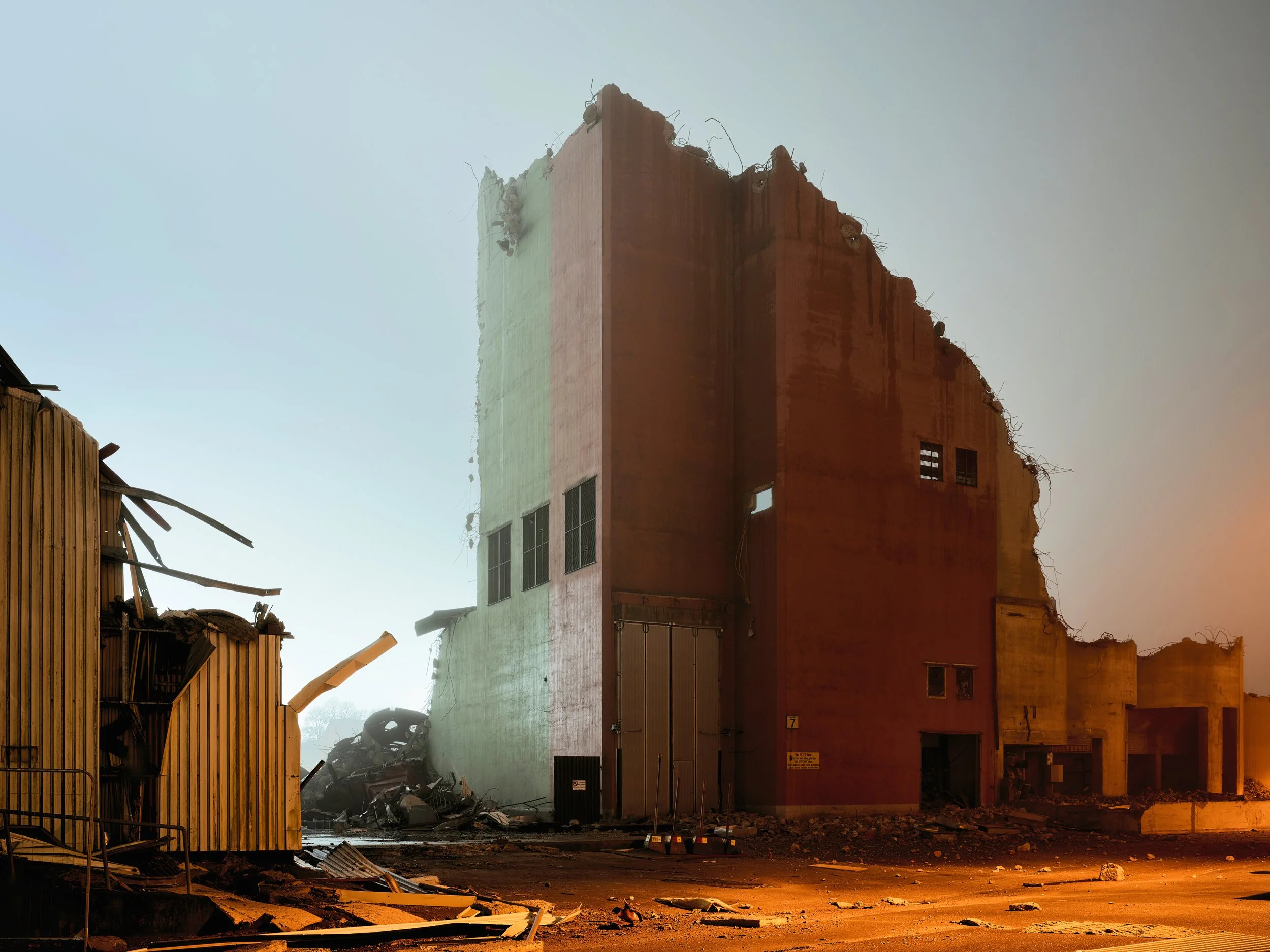 B0024998 Last Night Standing