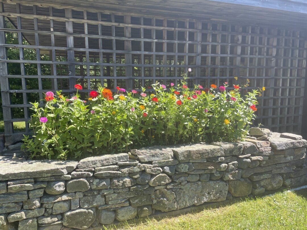 Happy Labor Day to all those who do the hard labor of creative work... Enjoy this last weekend of summer! (And yes we put our garden in rather late this year but better than never-fried green tomatoes anyone?)
#madeatmillay #millayarts #steepletop202