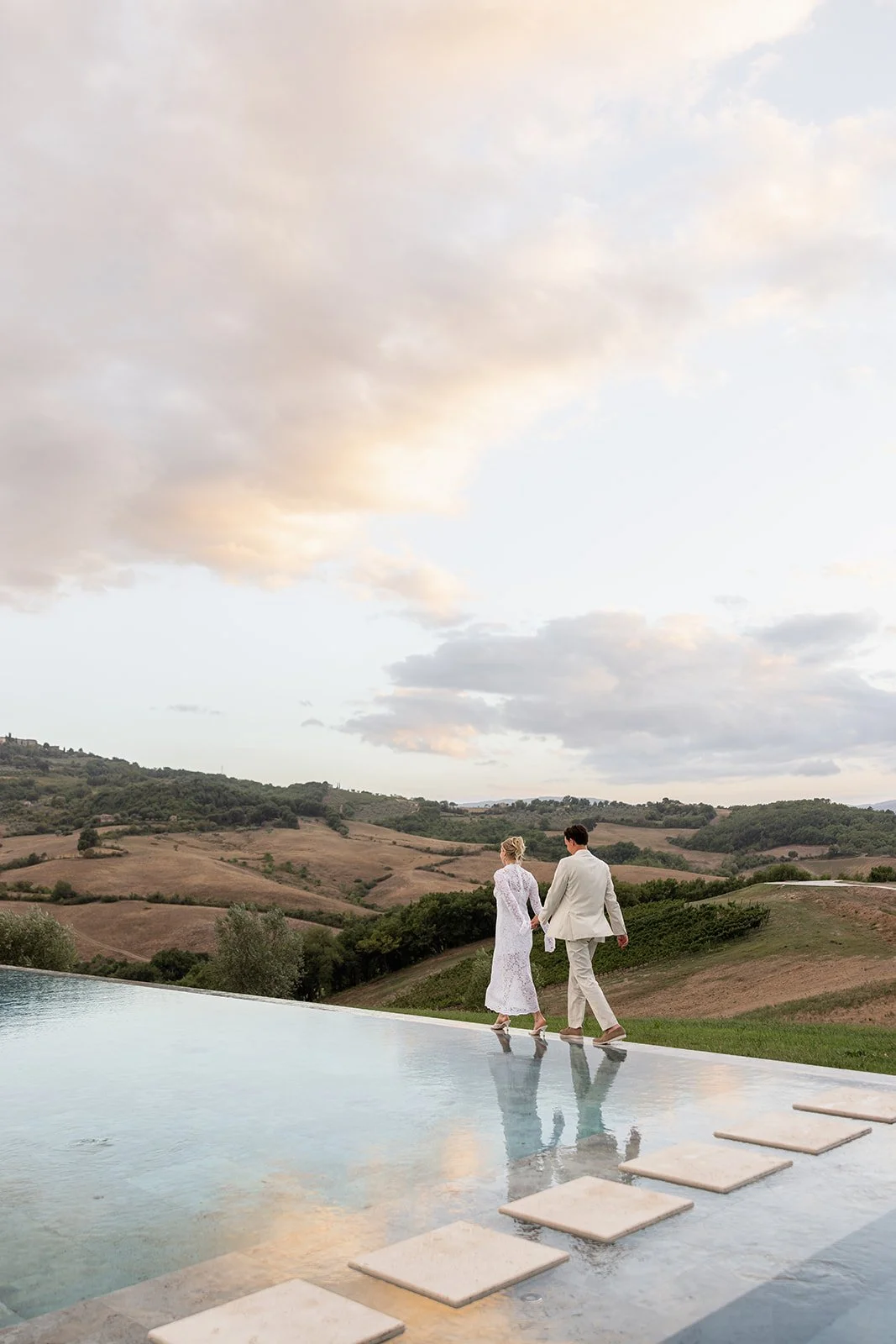 Rustic minimalism at Podere Tesoro, Tuscany, Italy | Real Wedding Weekend of my DREAMS