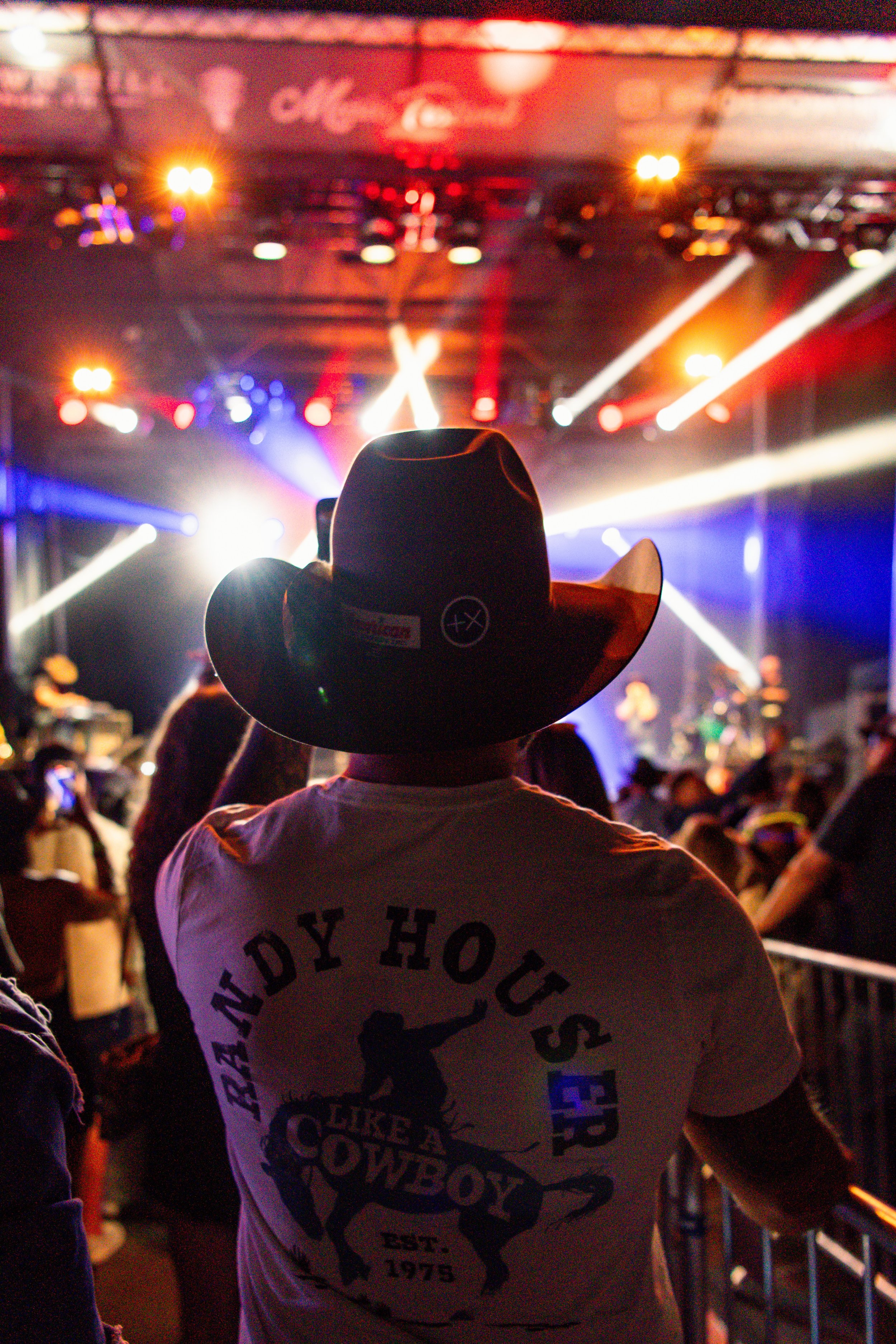 local country concert photography.jpeg