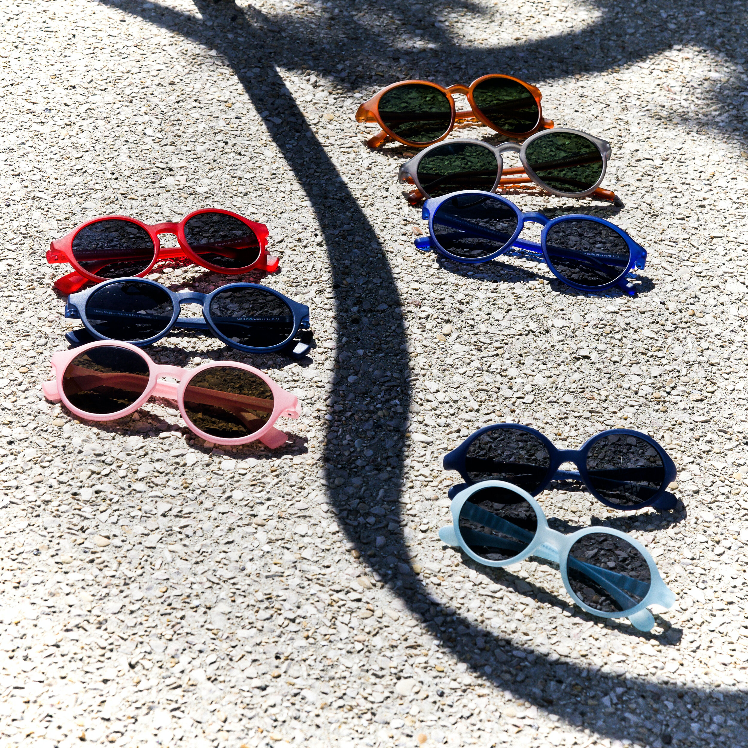Parasite Sunglasses (French Eyewear Brand), Men's Fashion, Watches &  Accessories, Sunglasses & Eyewear on Carousell