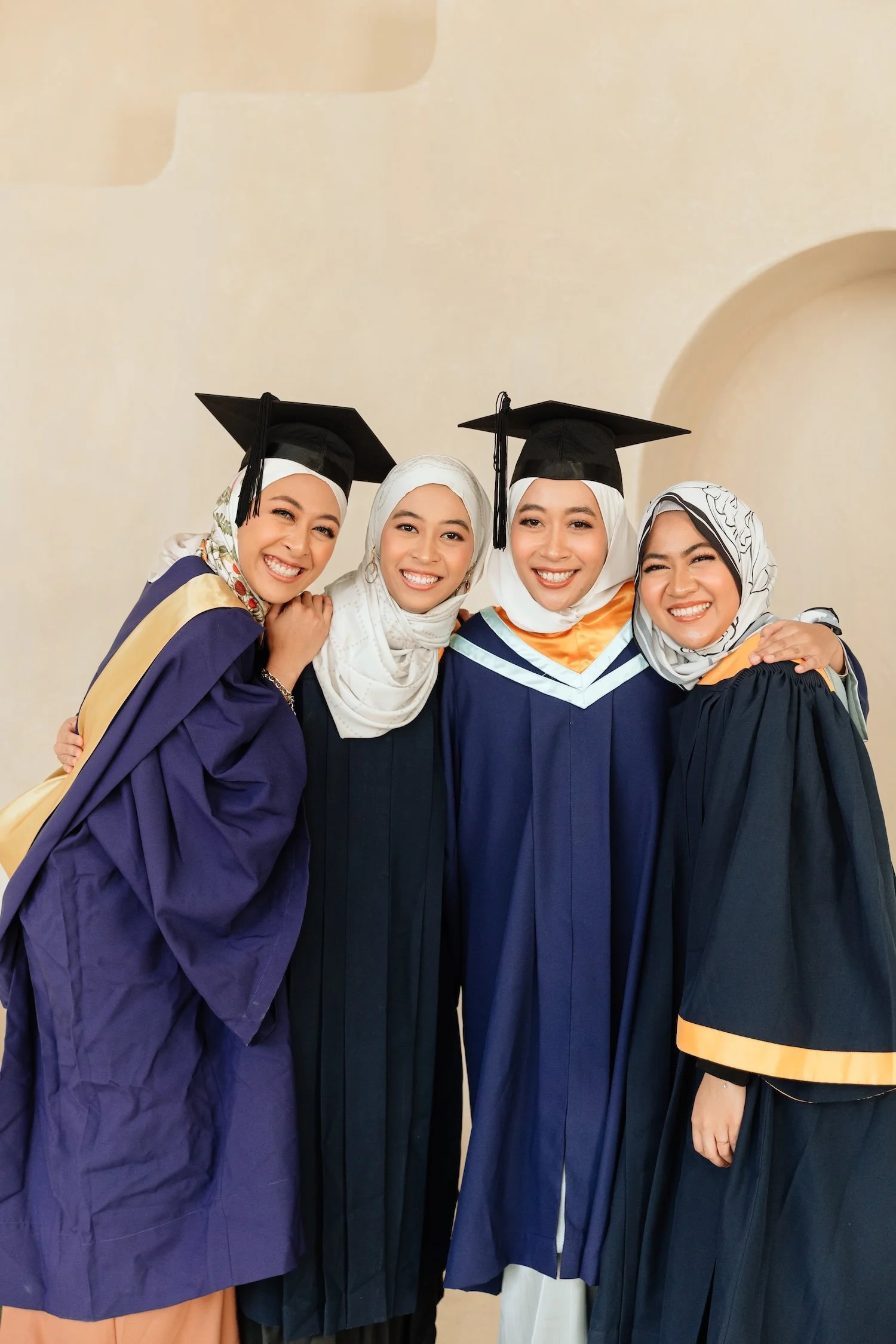 NURHAZIQAHSALEH_AMEDITERRANEANSUMMER-9209_webres.jpg