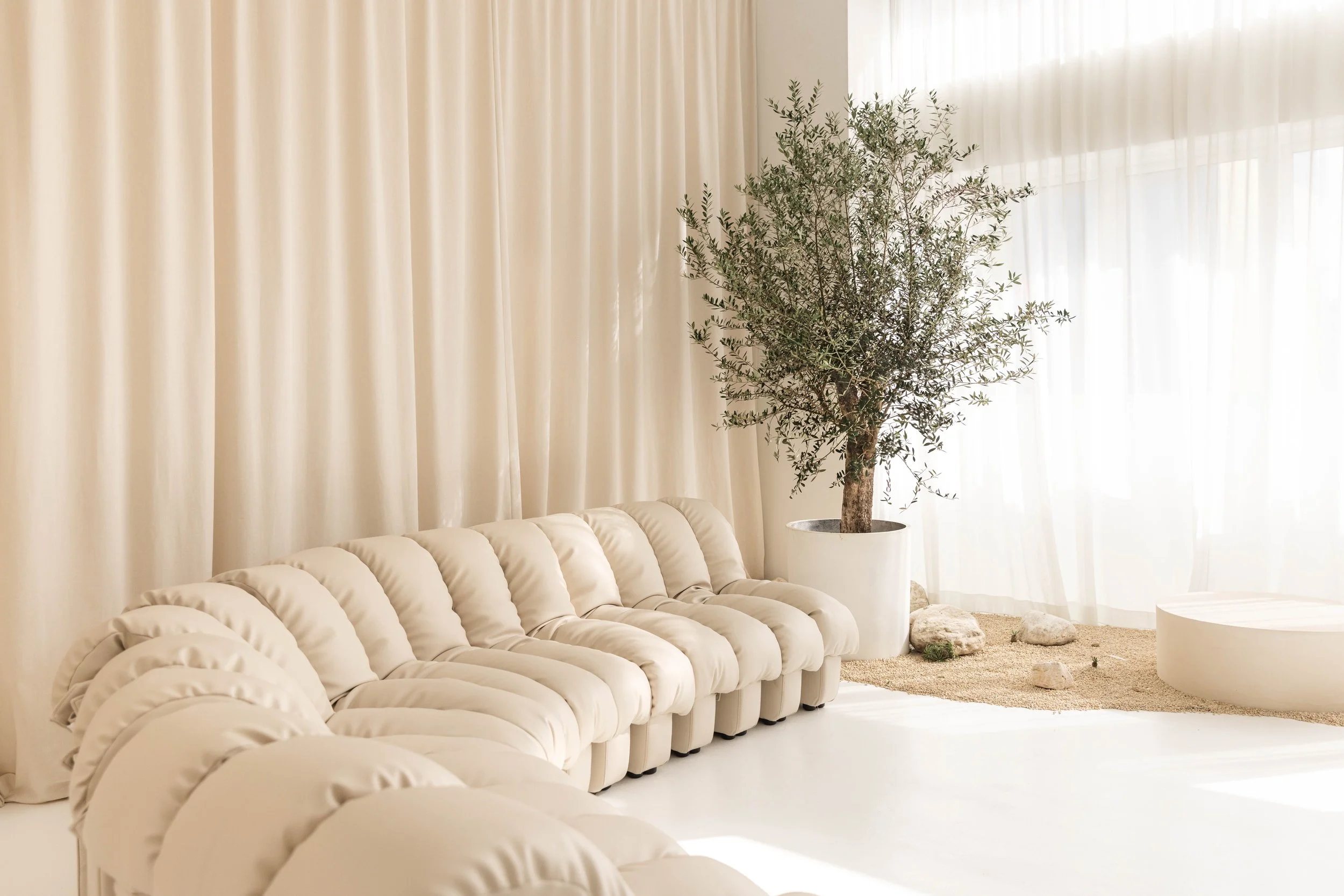 LUMIERE_SETDESIGN-6469.jpg