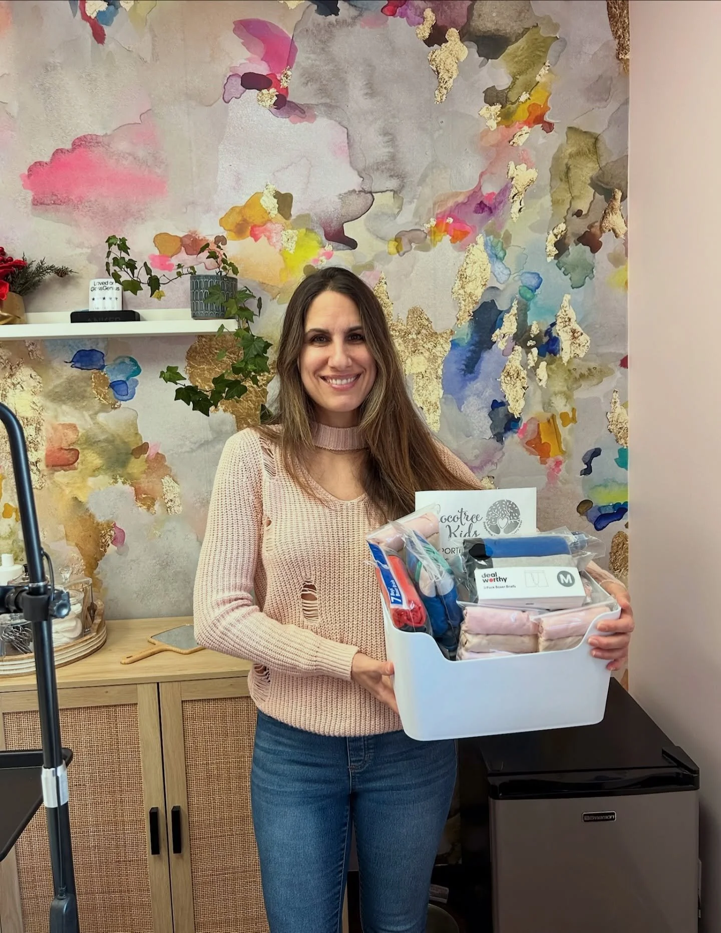 A huge thank you to Rina of Rina&rsquo;s Studios in Wellesley for hosting an underwear drive in December and collecting 87 pairs of new underwear for underserved kids across Massachusetts! 

Underwear provides dignity and security &ndash; and because