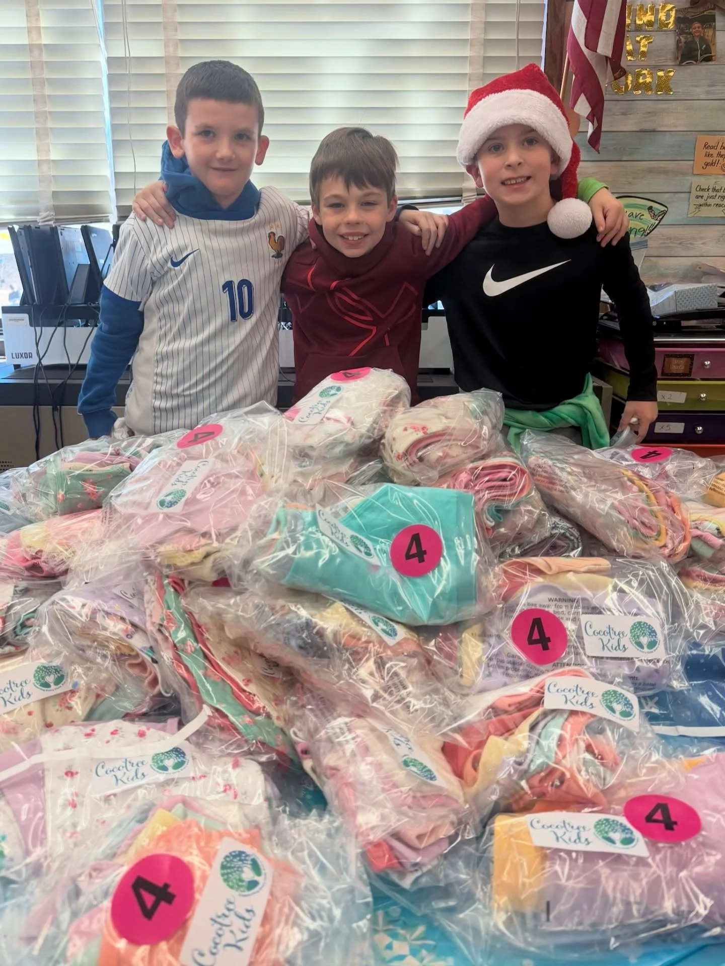 Memorial Mustangs did it again! 🐎💙 
We love seeing kids helping other kids! The students at Memorial Elementary School in Natick have been hosting underwear drives since we started over 4 years ago. 💪🏽 
Most recently, one of their third-grade cla