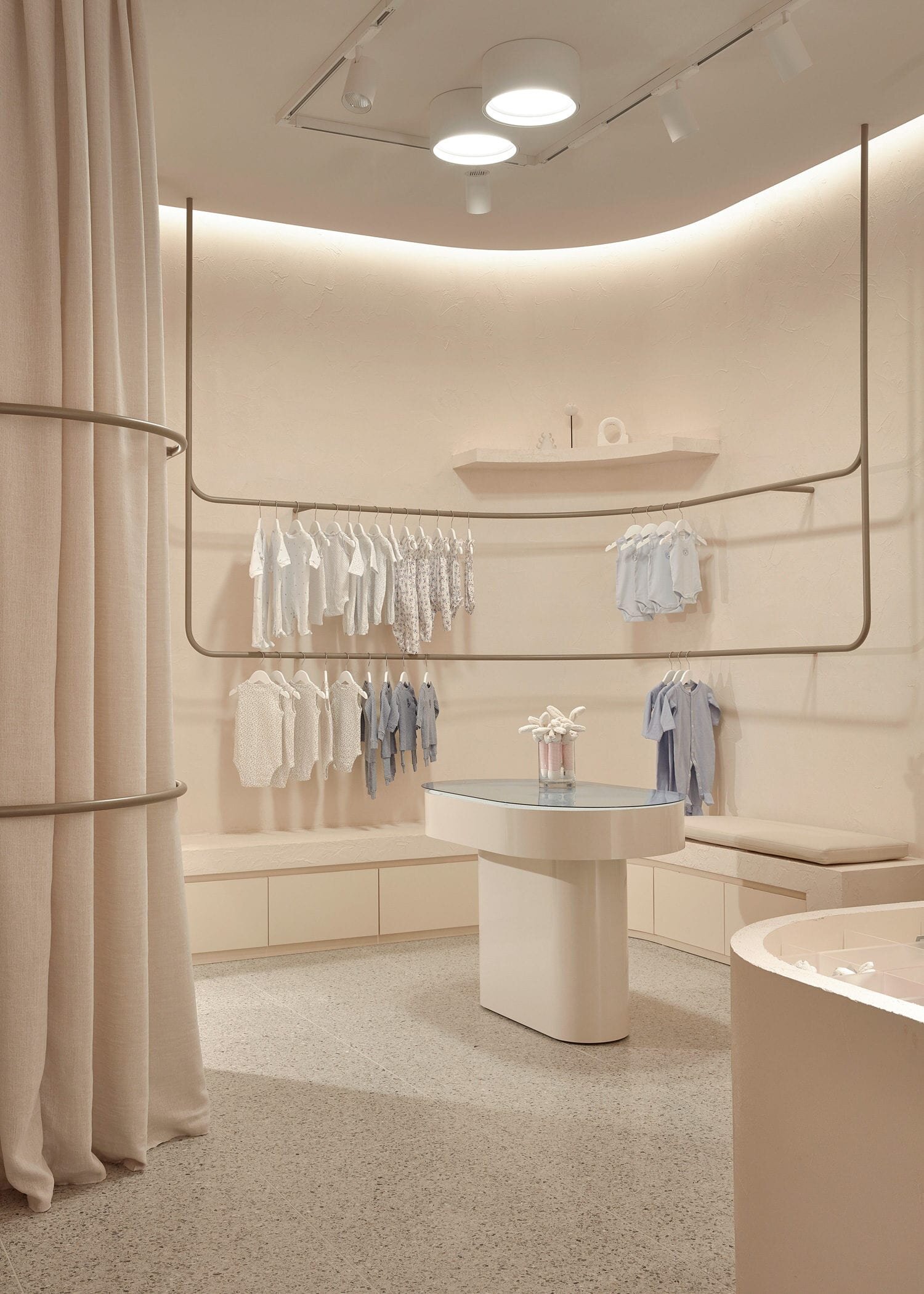 Marquise-Flagship-Malvern-by-Doherty-Design-Studio-Yellowtrace-02-1500x2100.jpg