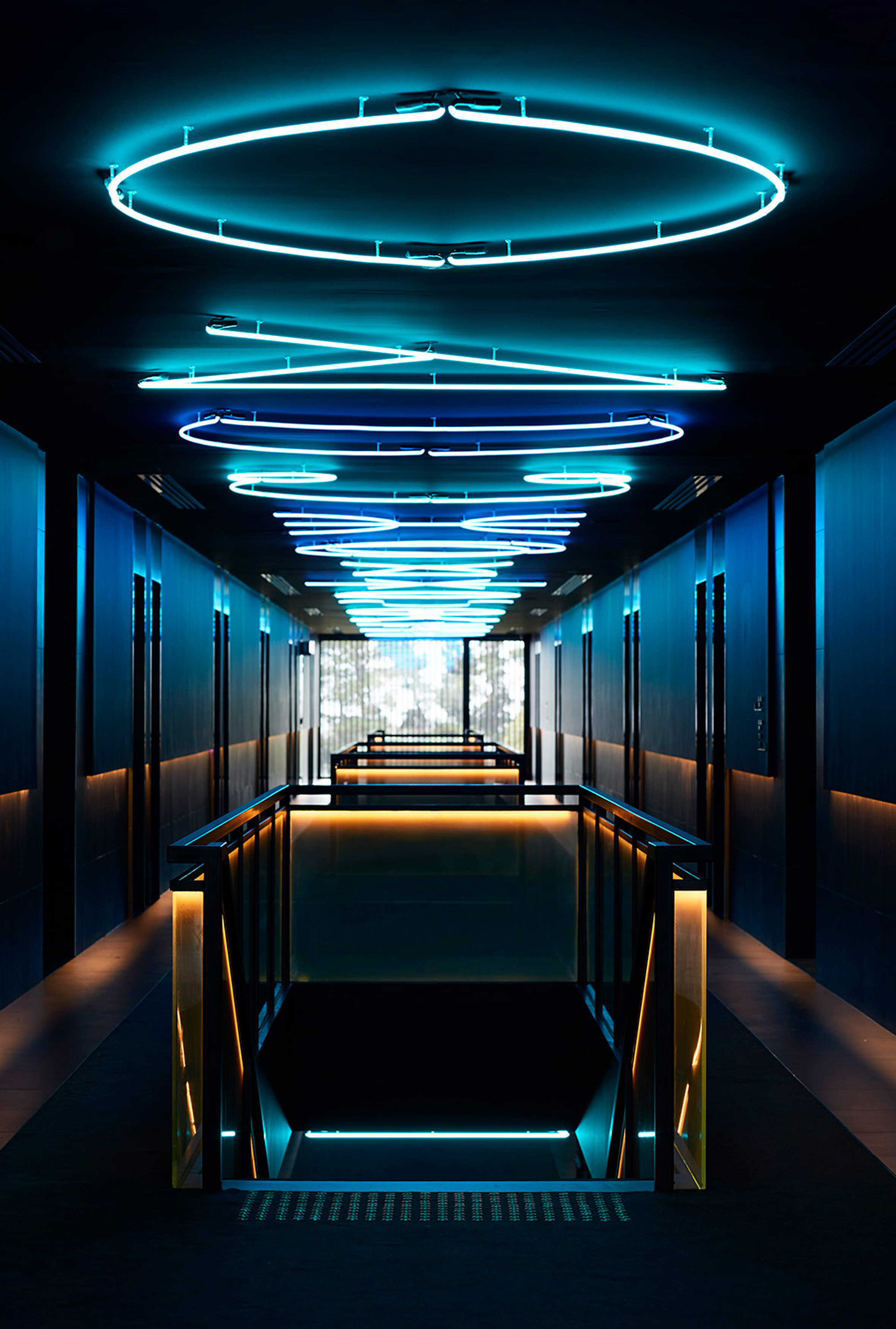 jackalope-carr-architects-architecture-hotels-australia-melbourne_dezeen_2364_col_3.jpg