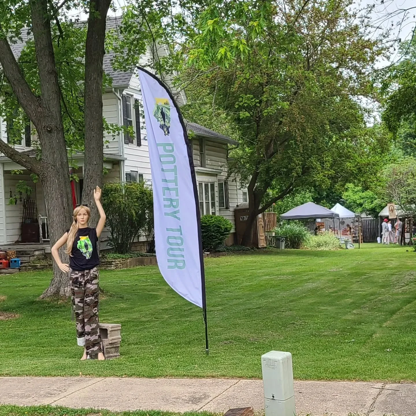 The Sandwich Stop is ready! Stop 5. Come around the west of the house, we are set up in the back. Cannot wait to see everyone!!!