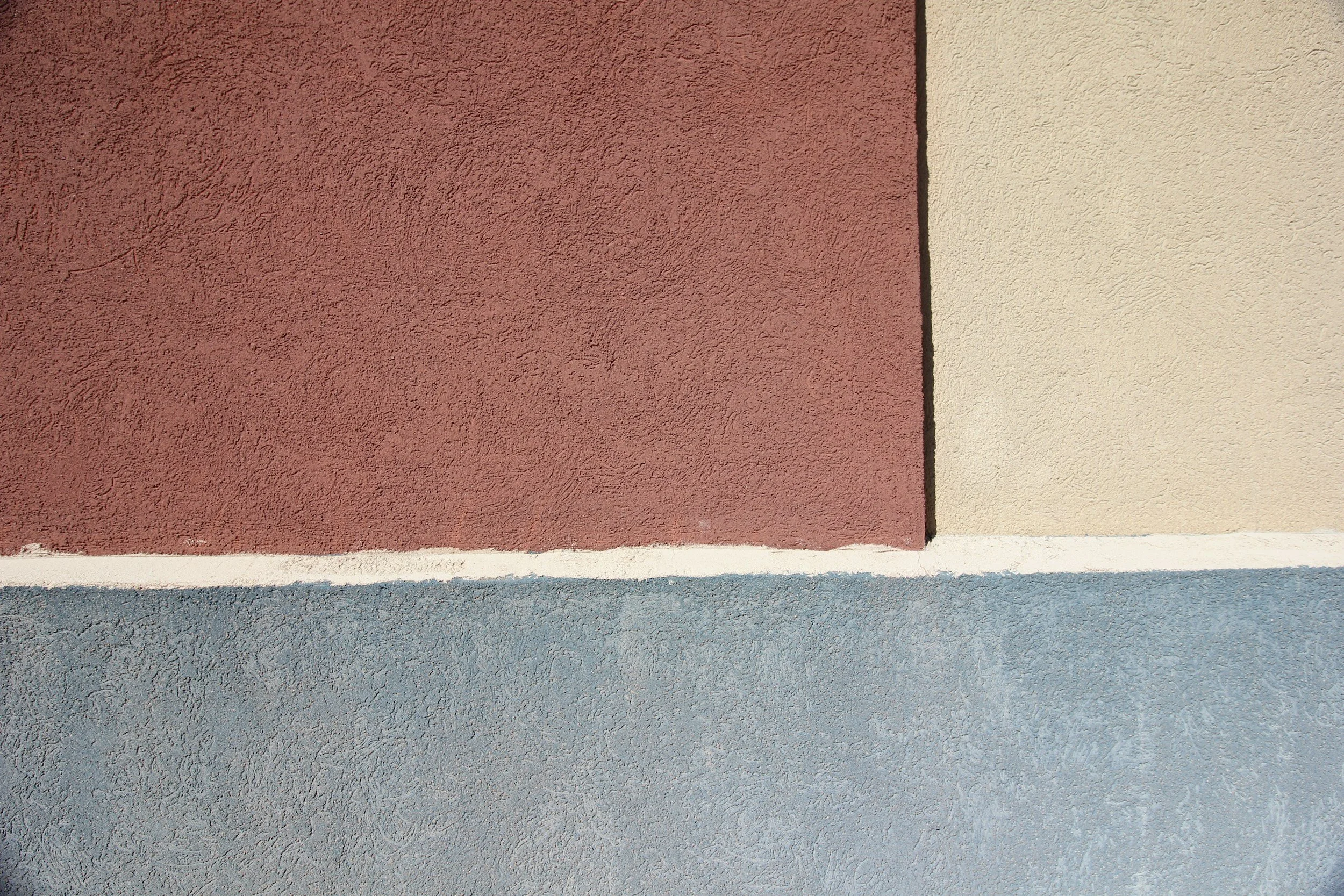 The Corporate Alumni Trap - Why the Obvious Hire Often Isn't