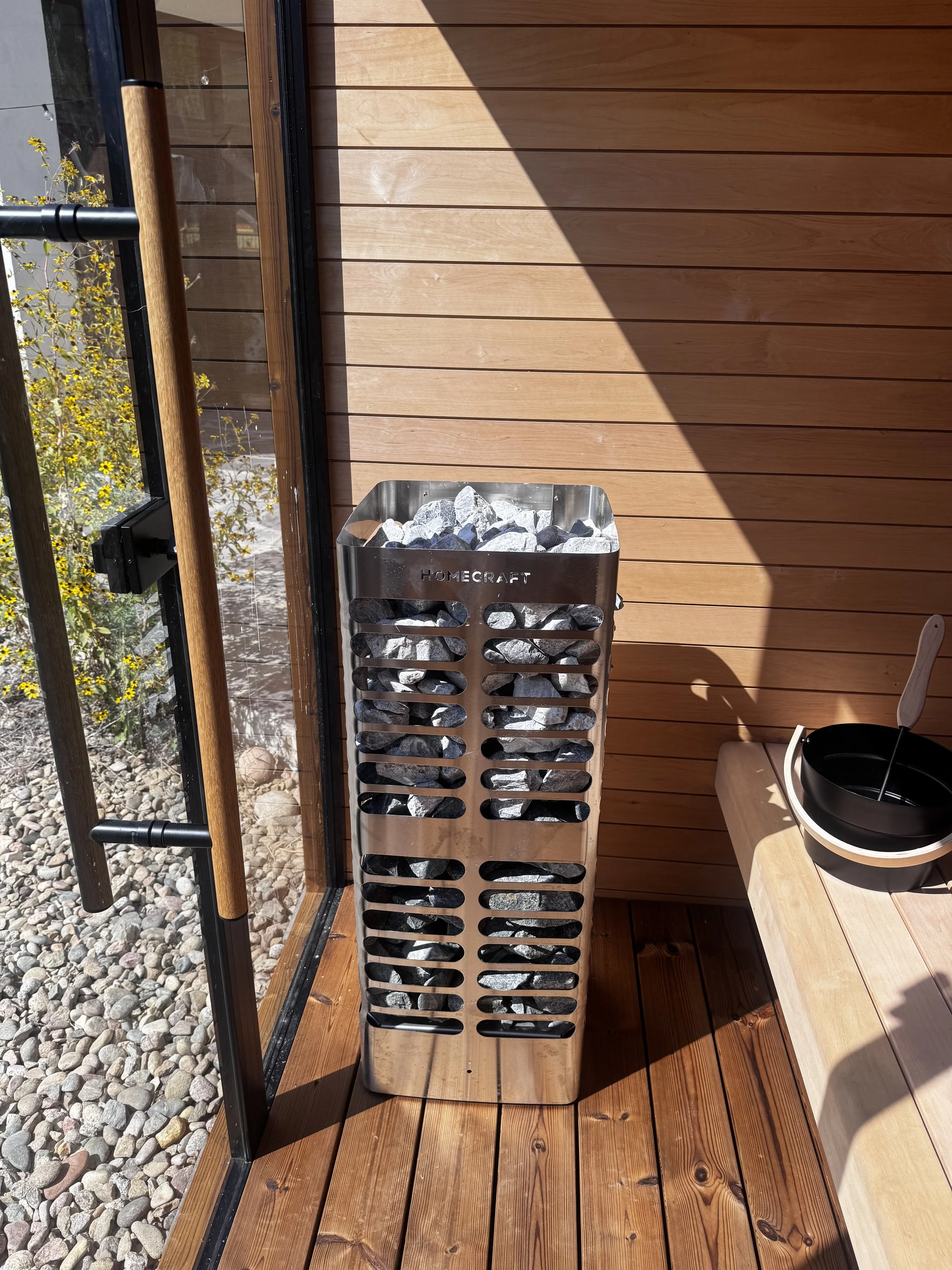 custom sauna kits, backyard sauna kits, luxury sauna kits by Bison Hut