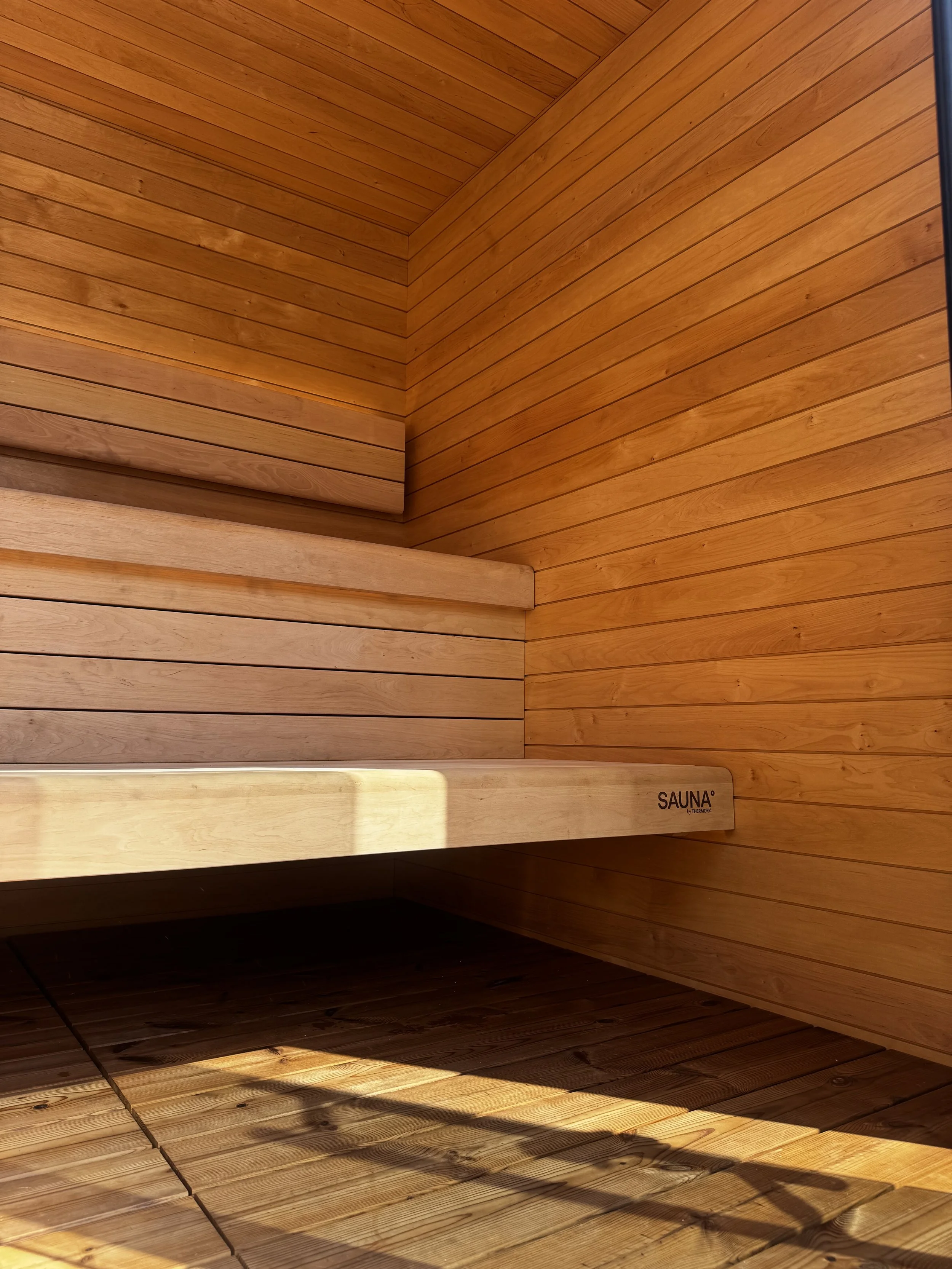 Luxury backyard sauna by Bison Hut