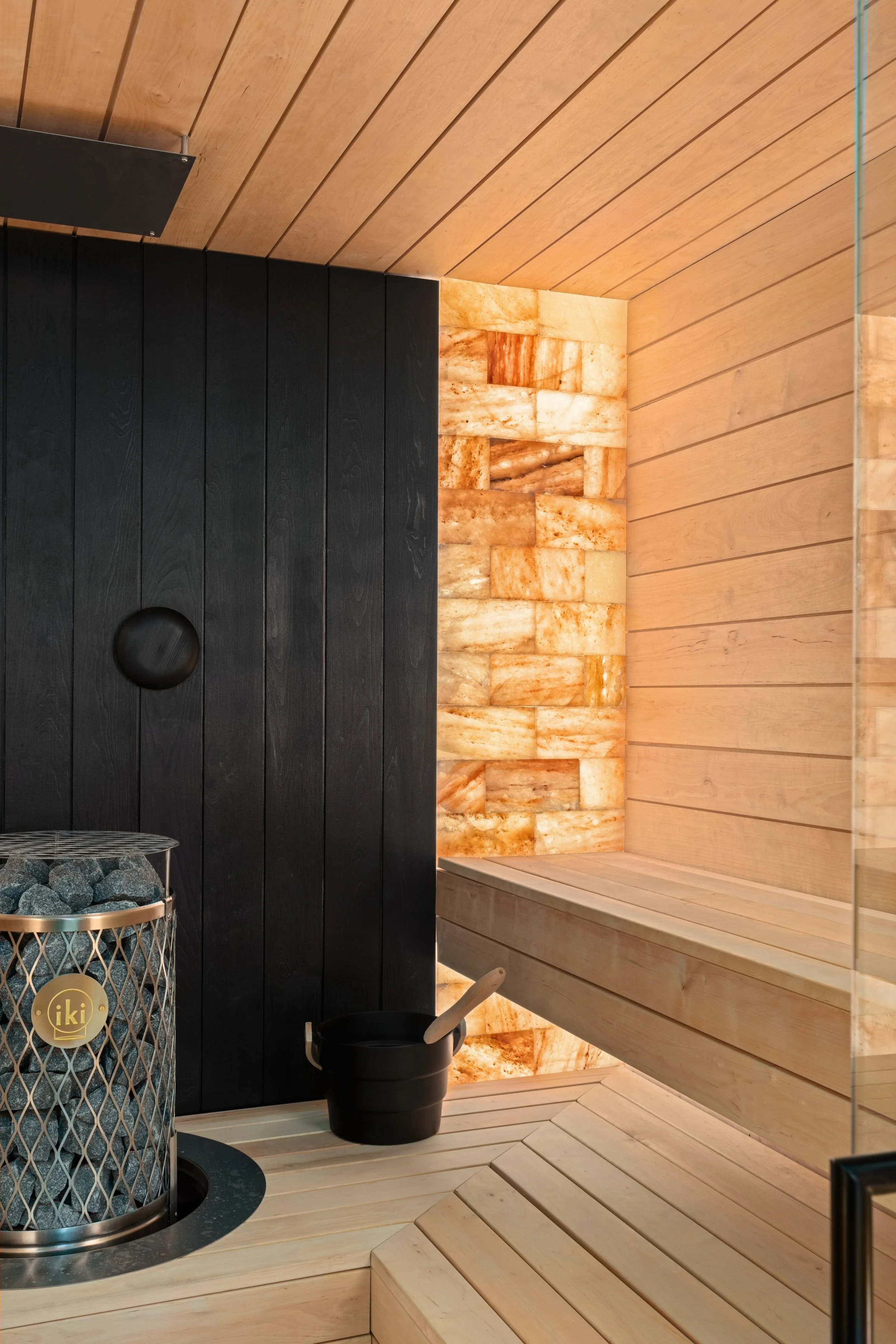 Helm sauna 5-Dell low.jpeg
