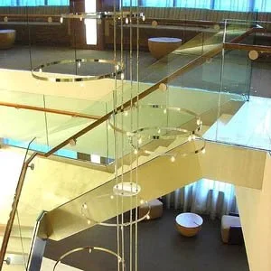 modulightor-Mancini-Duffy-modern-chandelier-lipstick-building.jpg