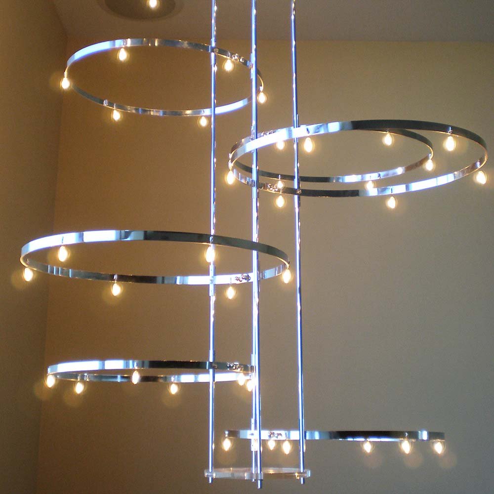 modulightor-luxury-modernism-Paul-Rudolph-chrome-chandelier.jpg