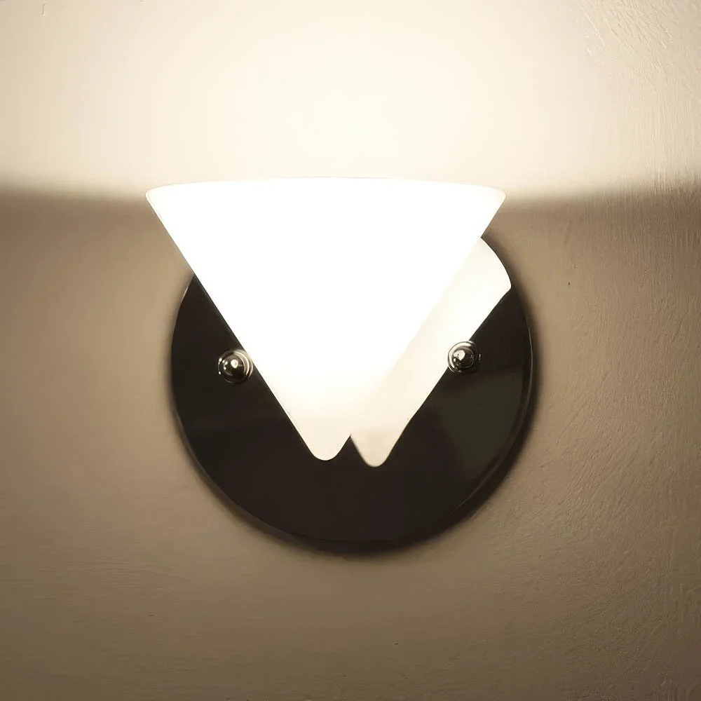 modulightor-Wagram-post-modern-glass-sconce.jpg