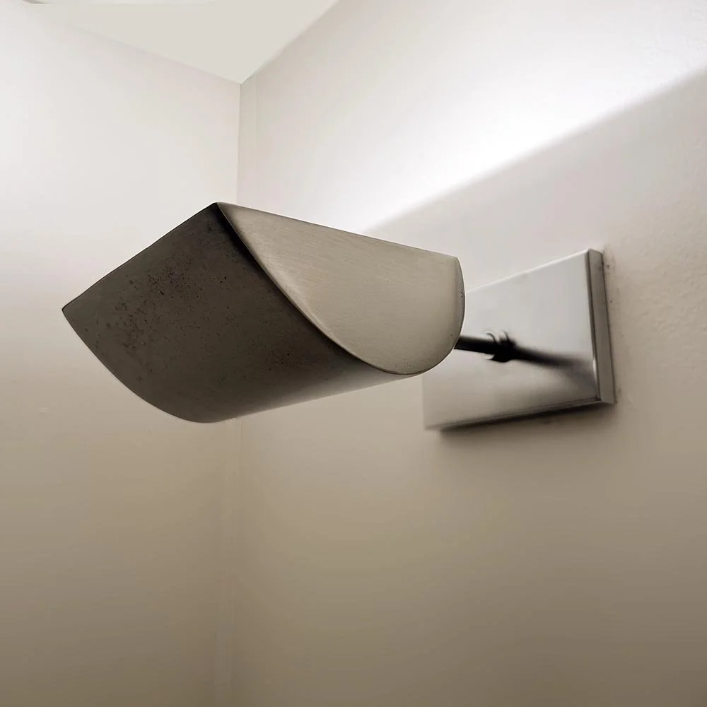 Modern-uplight-sconce-Nebo-modulightor.jpg