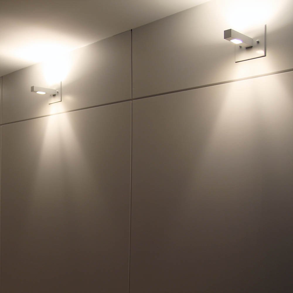 modulightor-up-down-light-sconce-modern-lighting-SC11.jpg