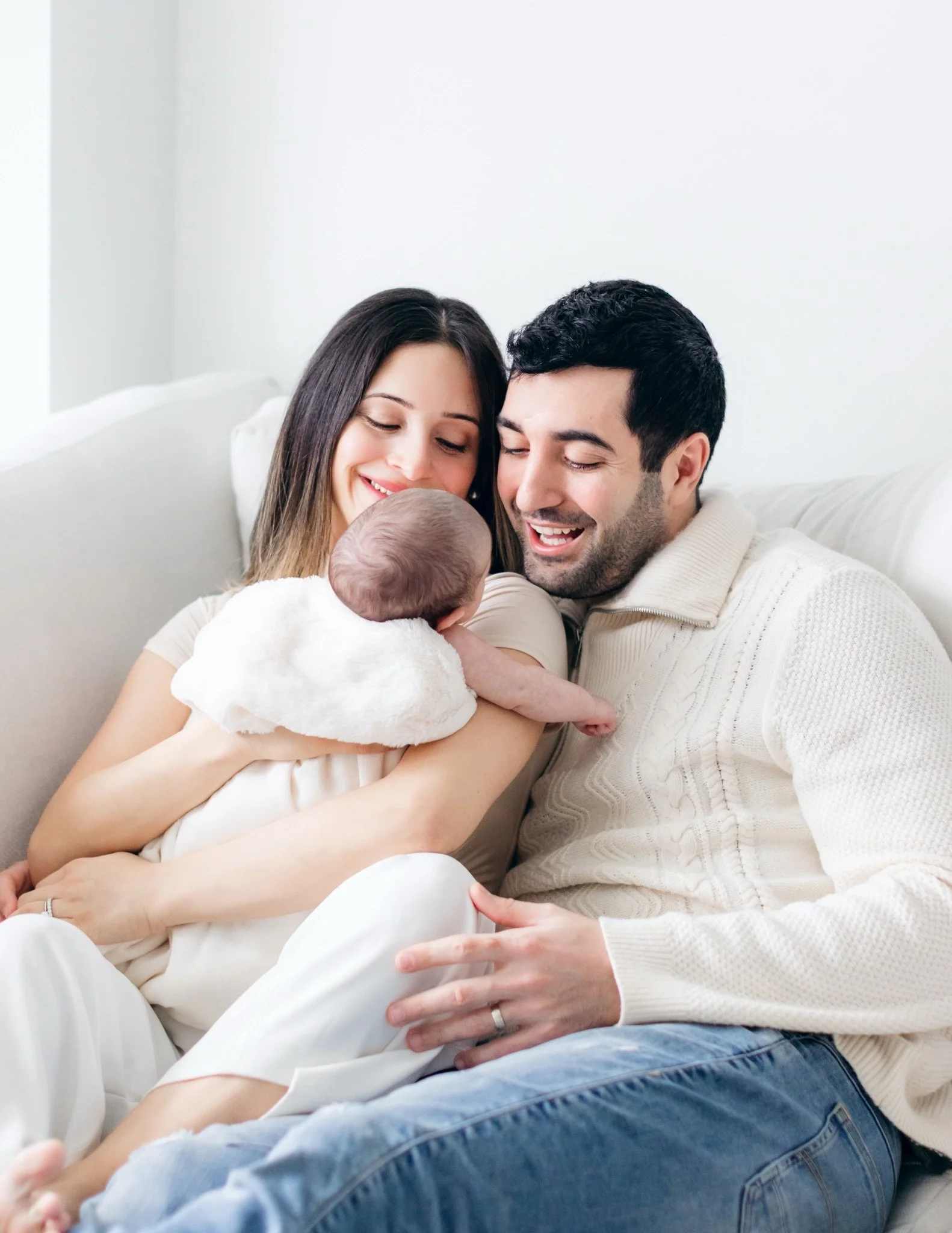 Meena &amp; Joseph recently had us in their home after they welcomed Tristan and he was the perfect little model! 💙

#torontonewbornsession #torontofamilyphotography #letthembelittle #torontolifestylephotography #torontofamily