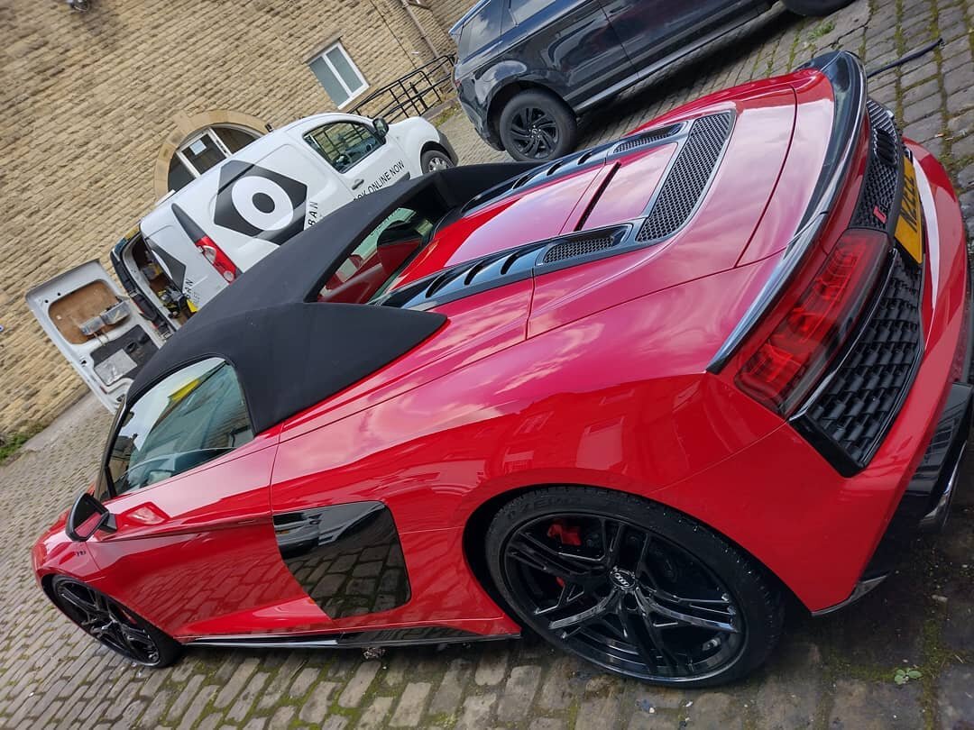 A very happy new member 👌
urban-valet.com/members-benefits

#urbanvip #urbanvalet #cluburbanvalet #r8 #audir8 #r8performance #supercars #carsofinstagram #luxury #luxurylifestyle #millionaire #valeting #mobilevaleting #mobilevaletinginayrshire #yorks