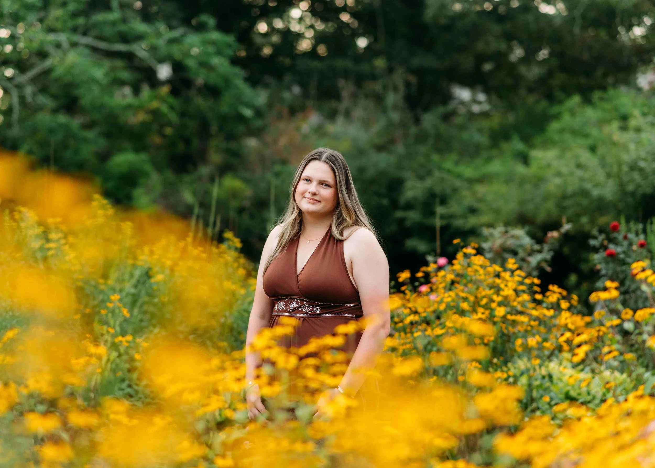 ABBY DALTON SENIOR SESSION 2025_18-SMALL.jpg