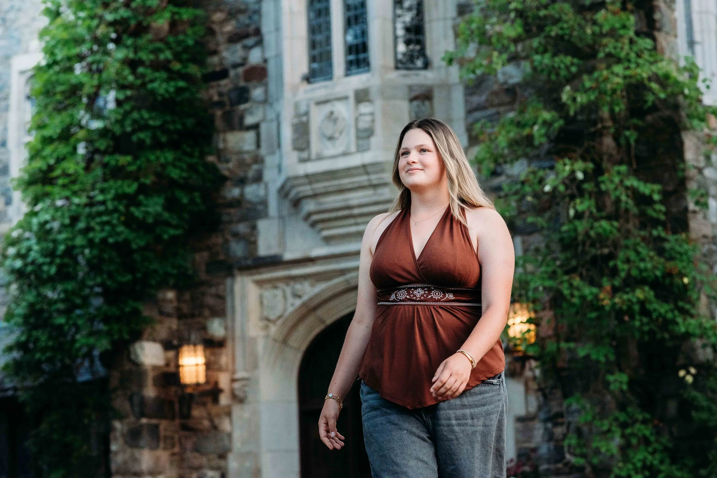 ABBY DALTON SENIOR SESSION 2025_59-SMALL.jpg