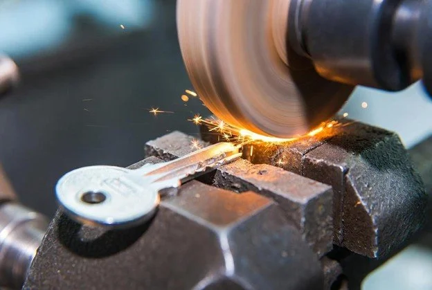 House Key Cutting Services Explained: Speed, Costs and Accuracy