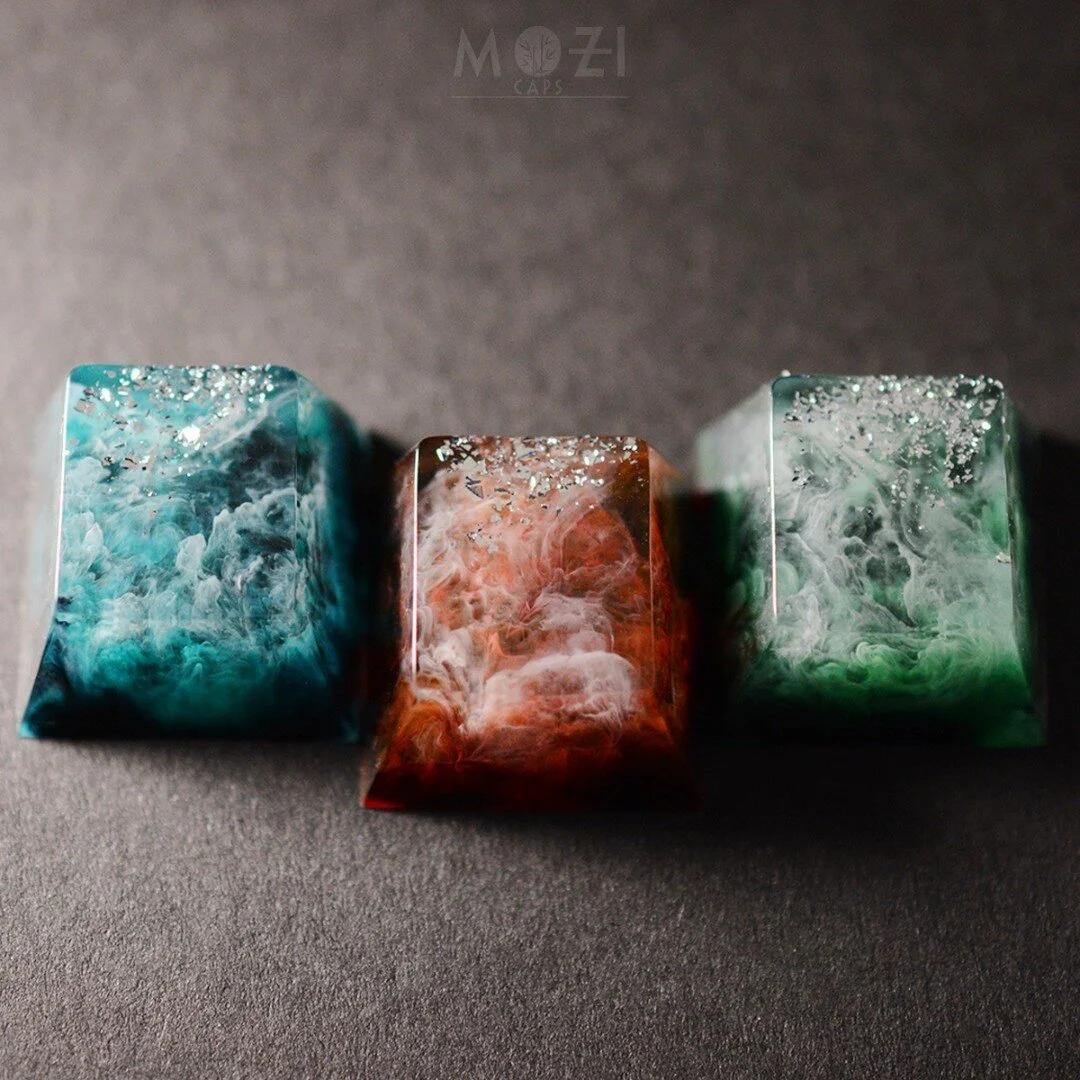 Ophrys Fajro, Akvo, Herbo

https://www.mozicaps.com/raffle

#artisankeycap #customkeycap #keycaps #cherrykeycaps #mechanicalkeyboard #keeb #artisan #resinart #resin #diy #handmade #gamer #gaming #gamersetup #gamingkeyboard #instagaming #pcgaming #gam