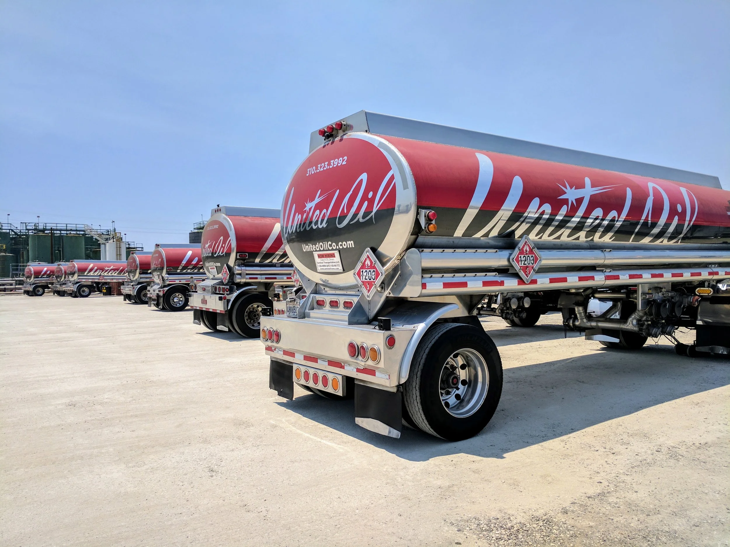 Why Wrap Legends is the Right Choice for Your Fleet Wrapping Project