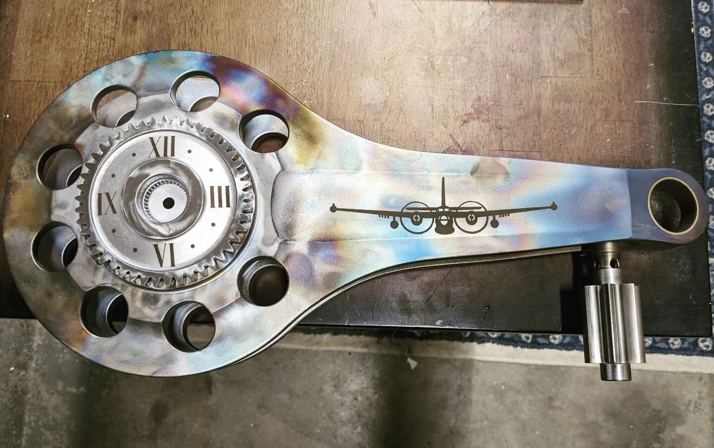Pretty cool project for a local airplane mechanic to build a clock out of an old P2V air tanker part. TGIF!
&middot;
&middot;
&middot;
#laserengraving #laserengraved #laserengrave #lasermarked #lasermark #lasermarking #fiberlaser #airplane #blackmoun