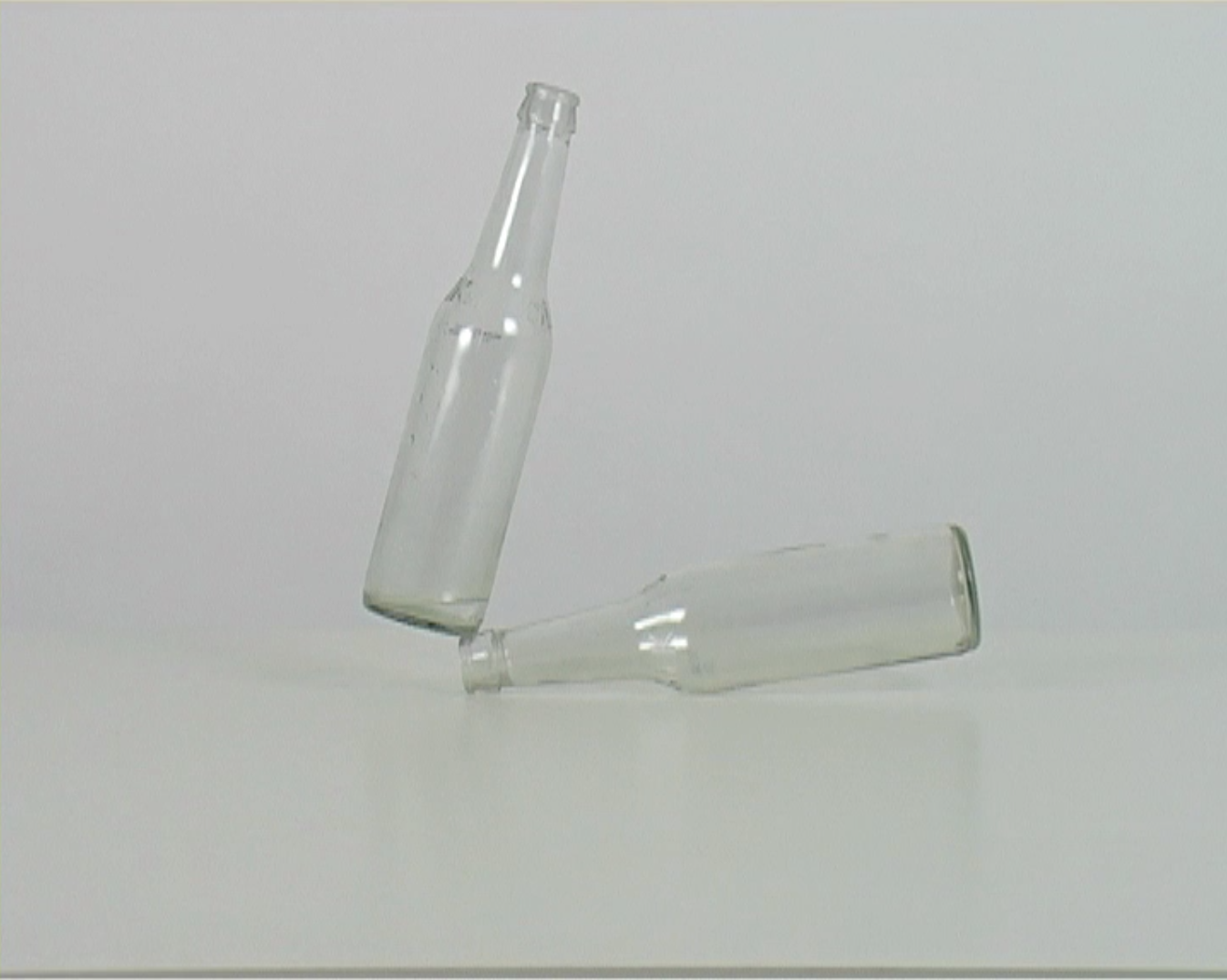 Still from “Temporary Horizon” (2010), a video work by Heino Schmid and featured in the current Permanent Exhibition, “Revisiting An Eye For the Tropics”.