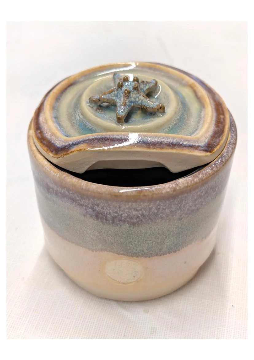 Screenshot_20251212-223721-images-0 - Amanda Knight.jpg